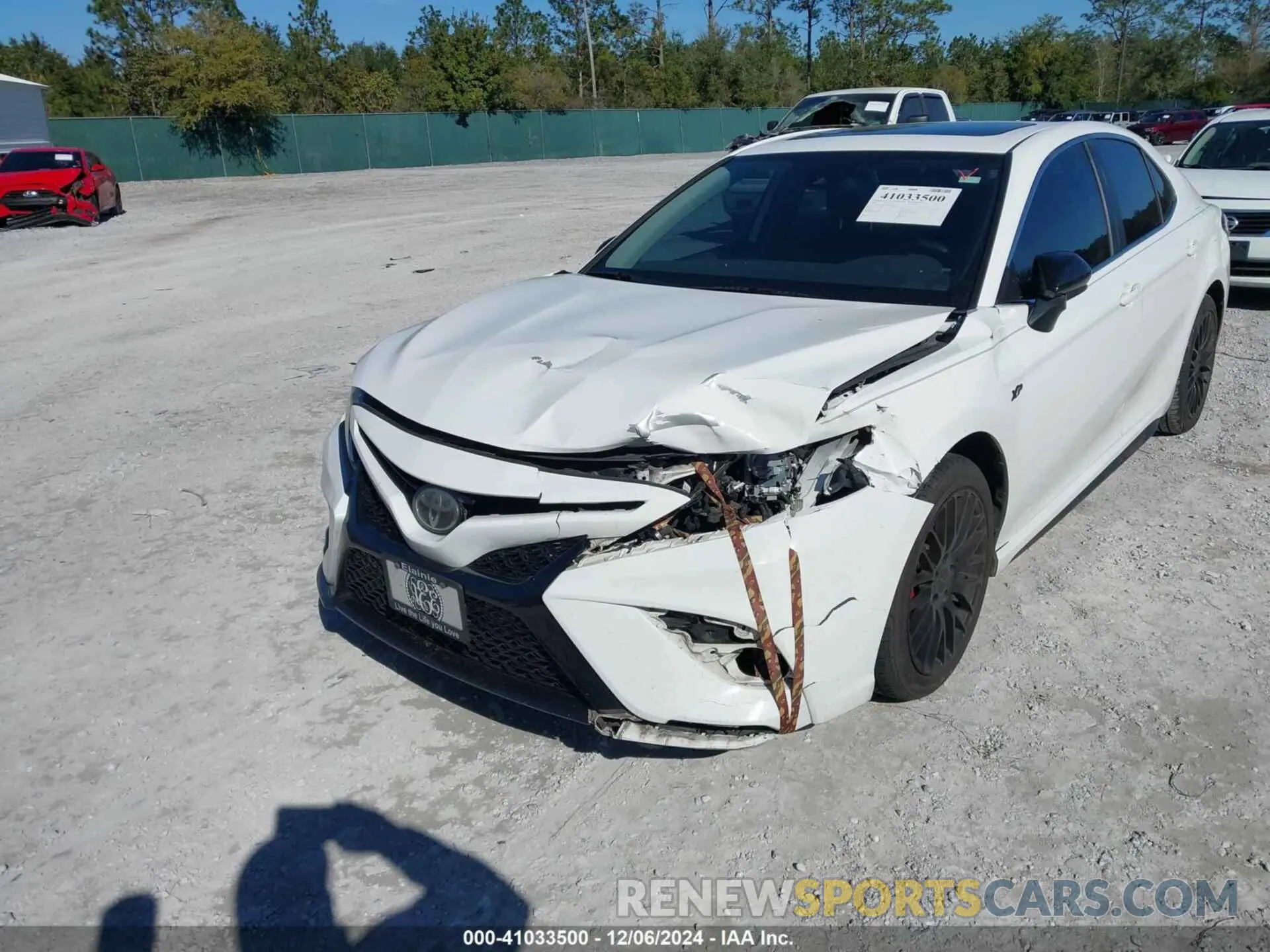 6 fotografías del automóvil dañado 4T1B11HKXKU680756 TOYOTA CAMRY 2019