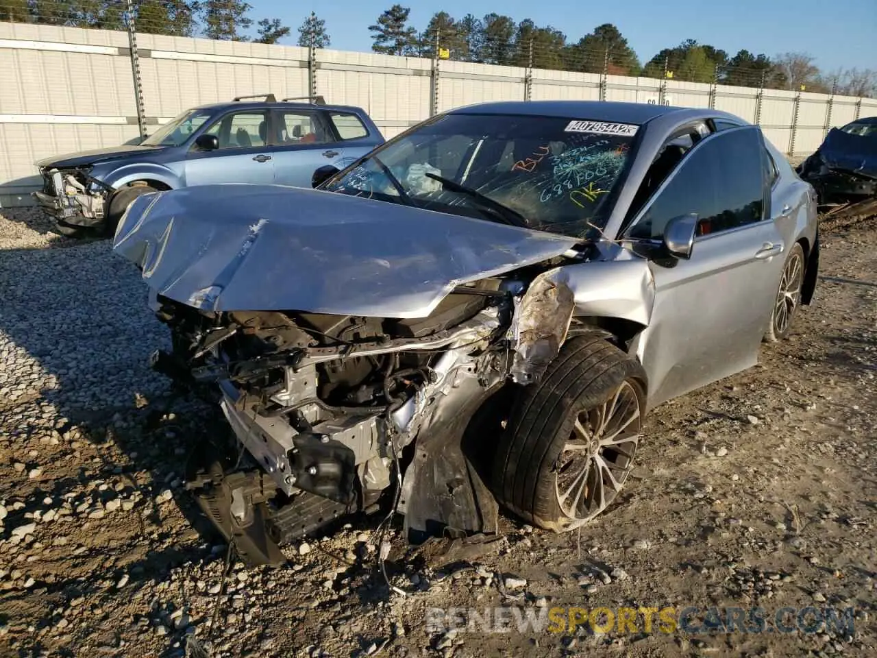 9 fotografías del automóvil dañado 4T1B11HKXKU688100 TOYOTA CAMRY 2019