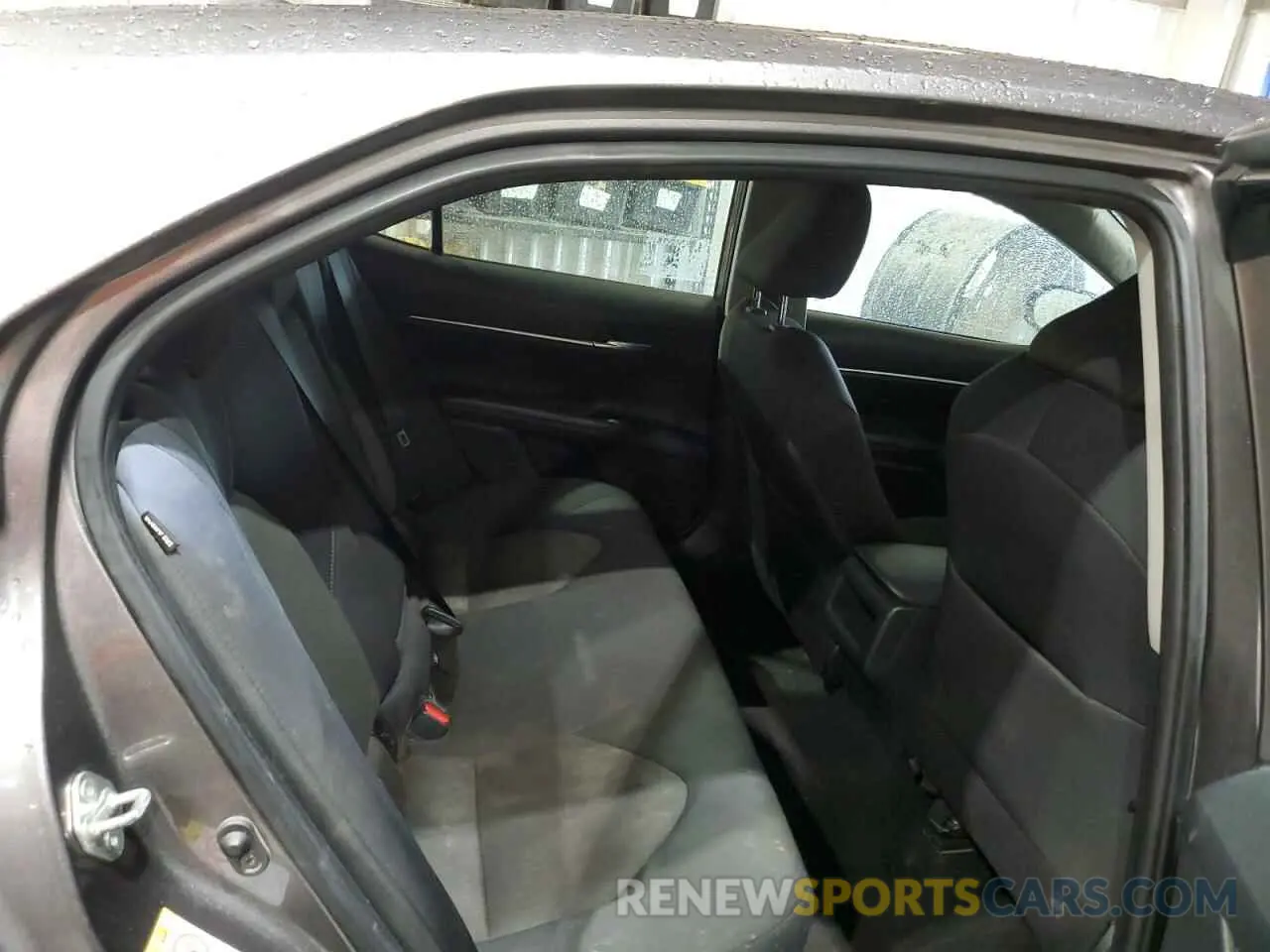 10 fotografías del automóvil dañado 4T1B11HKXKU695368 TOYOTA CAMRY 2019