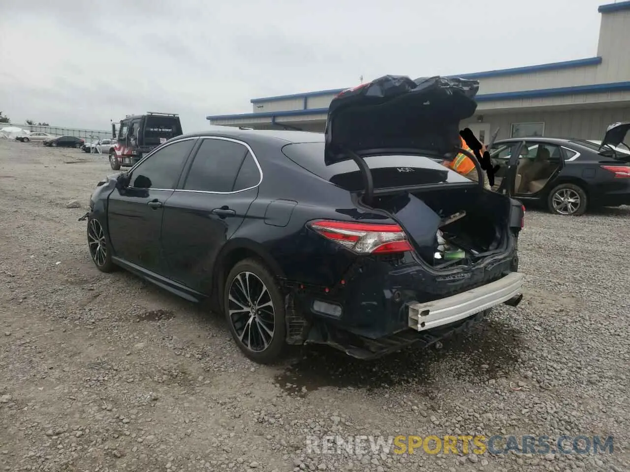 3 fotografías del automóvil dañado 4T1B11HKXKU697718 TOYOTA CAMRY 2019