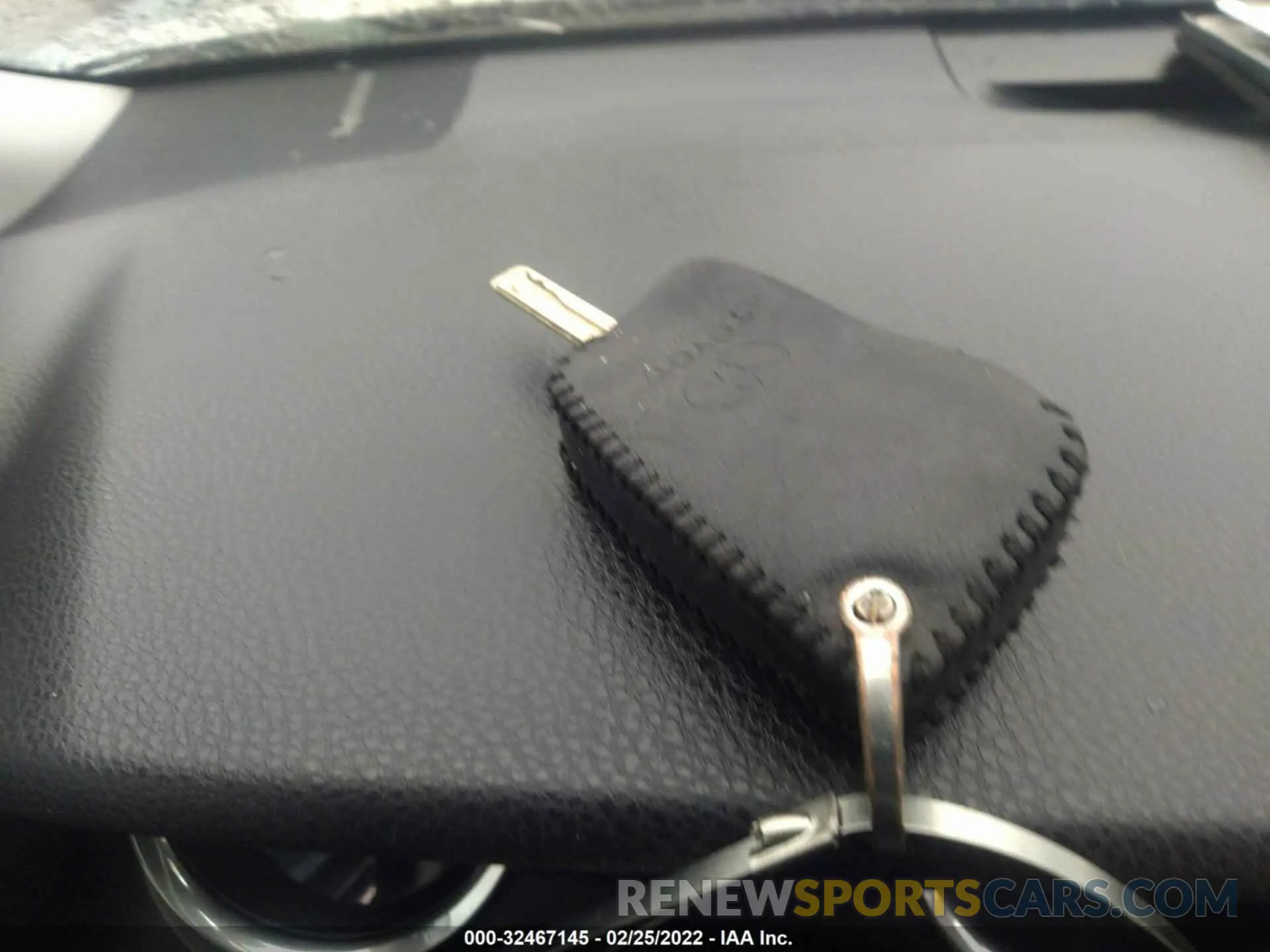 11 fotografías del automóvil dañado 4T1B11HKXKU698884 TOYOTA CAMRY 2019