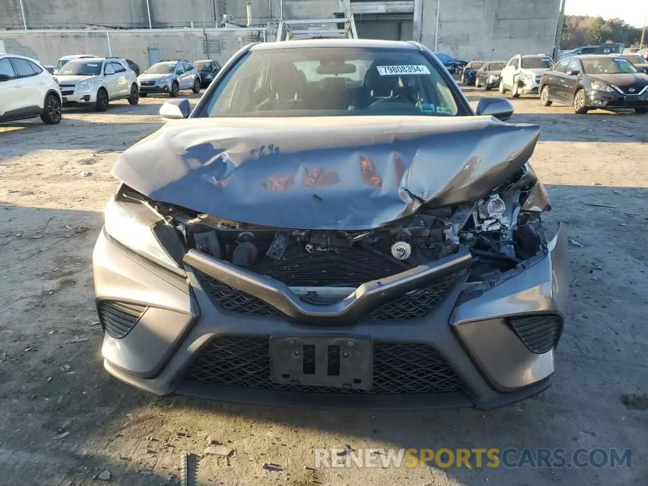 5 fotografías del automóvil dañado 4T1B11HKXKU751275 TOYOTA CAMRY 2019