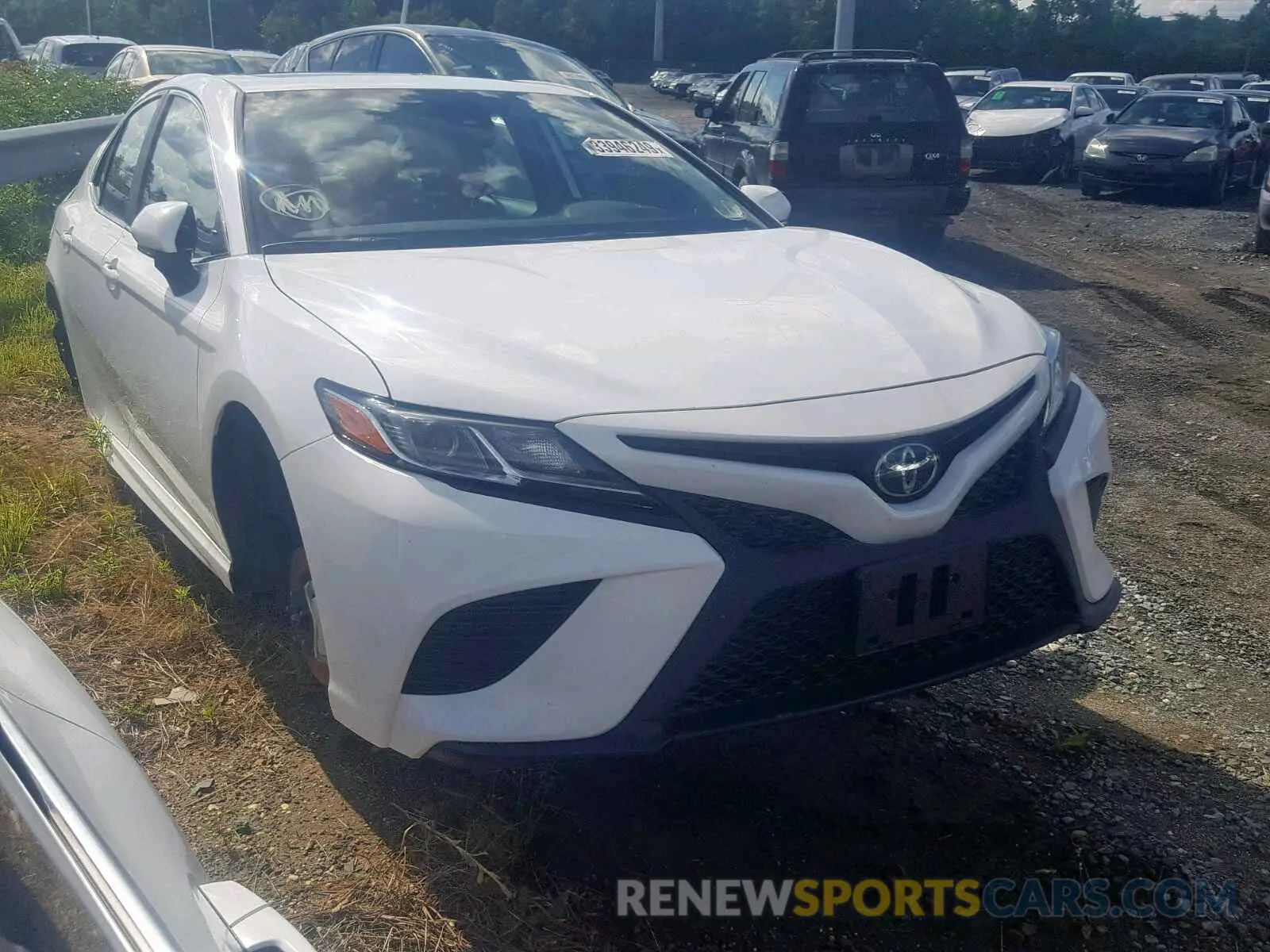 1 fotografías del automóvil dañado 4T1B11HKXKU761062 TOYOTA CAMRY 2019