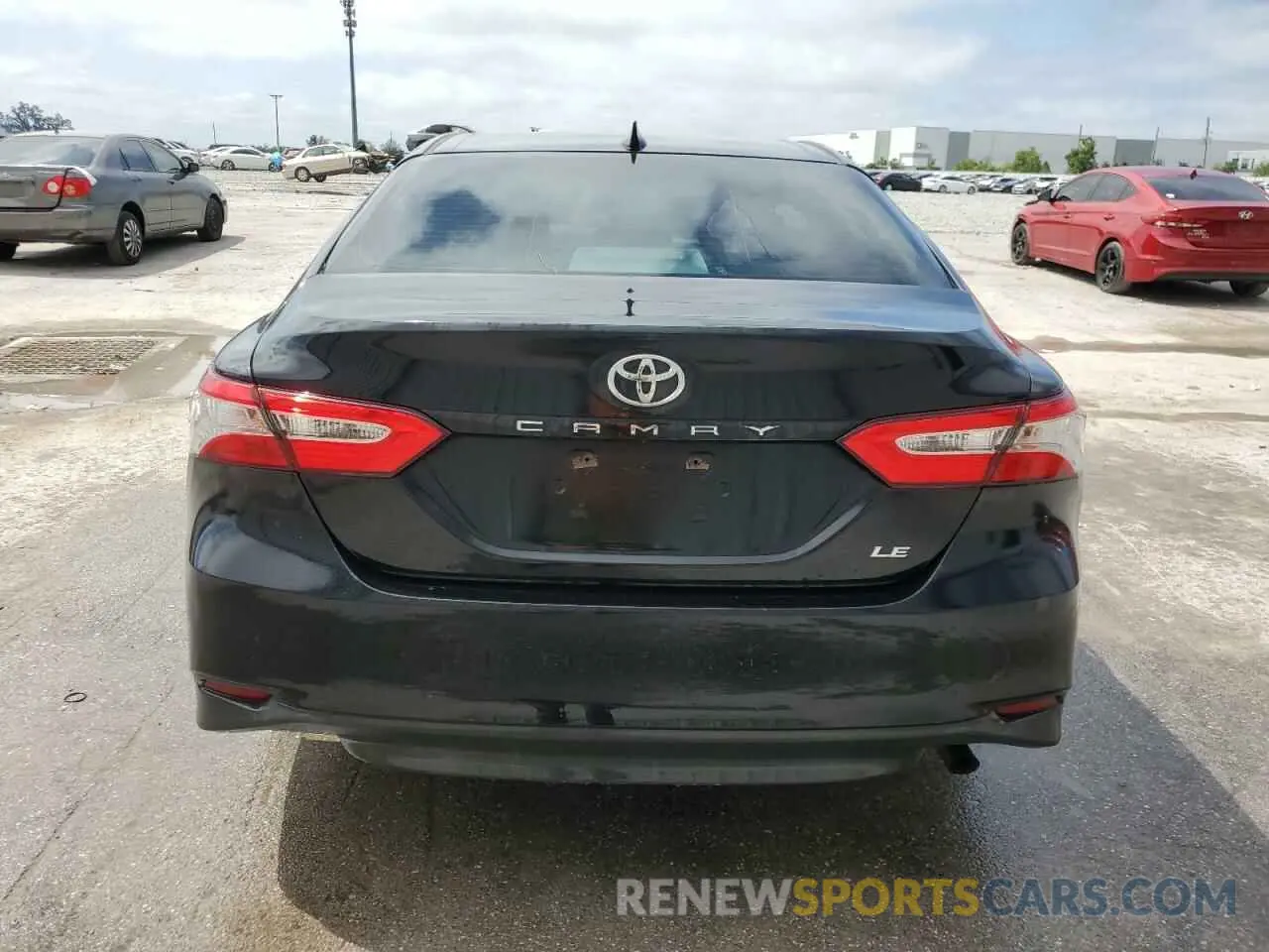6 fotografías del automóvil dañado 4T1B11HKXKU769744 TOYOTA CAMRY 2019