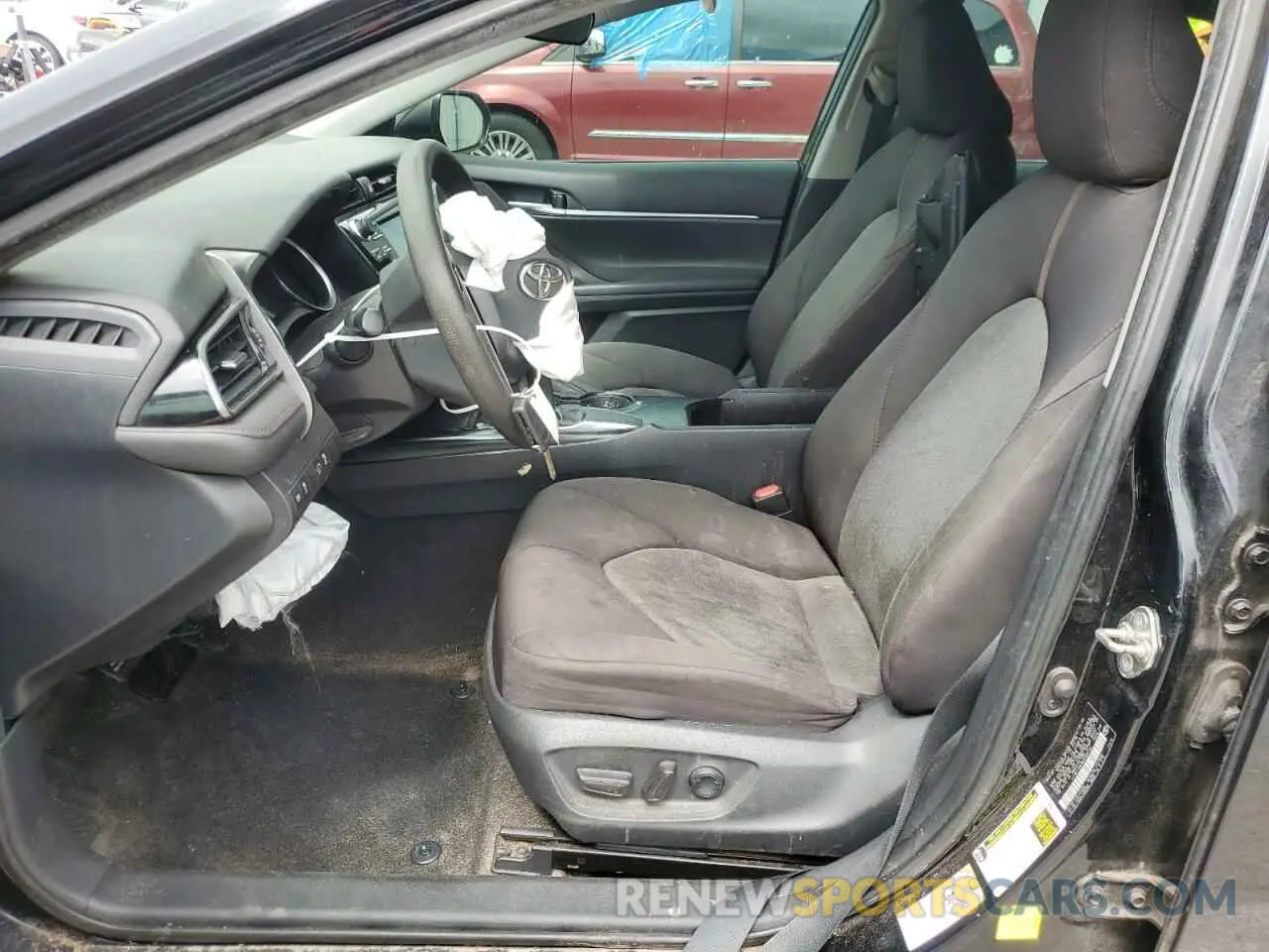 7 fotografías del automóvil dañado 4T1B11HKXKU769744 TOYOTA CAMRY 2019