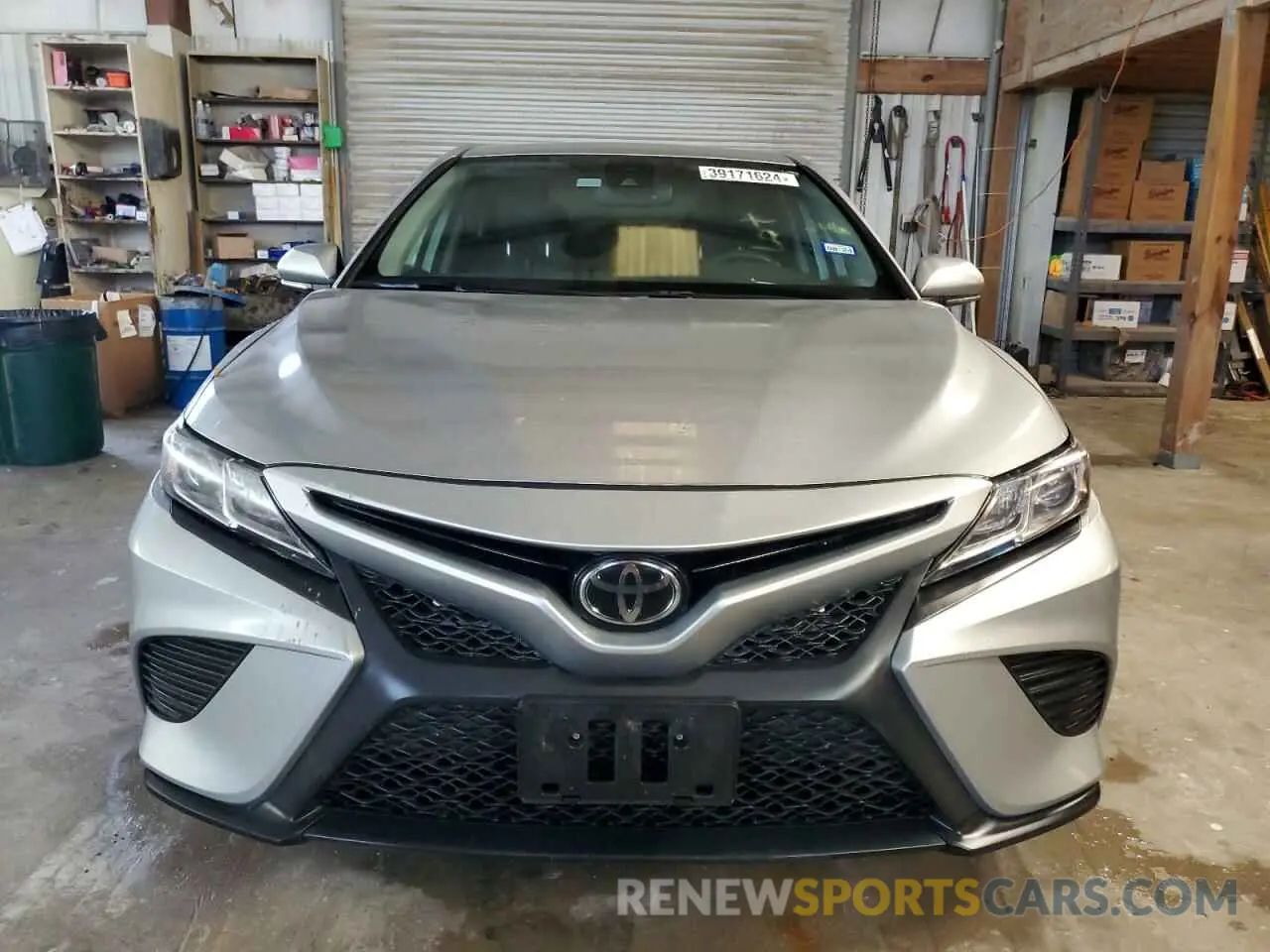 5 fotografías del automóvil dañado 4T1B11HKXKU837122 TOYOTA CAMRY 2019