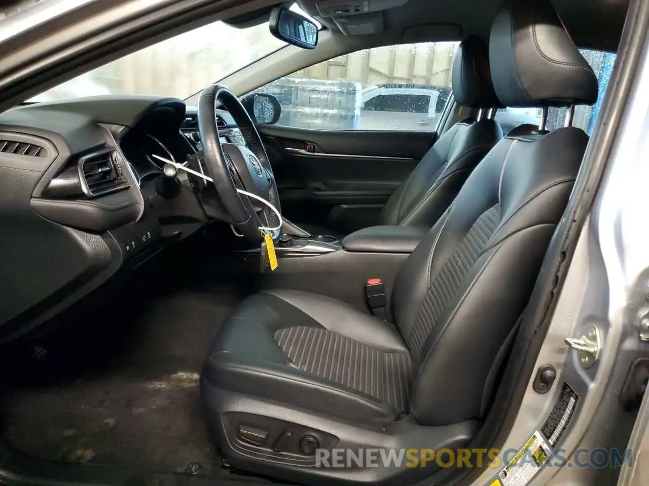 7 fotografías del automóvil dañado 4T1B11HKXKU837122 TOYOTA CAMRY 2019