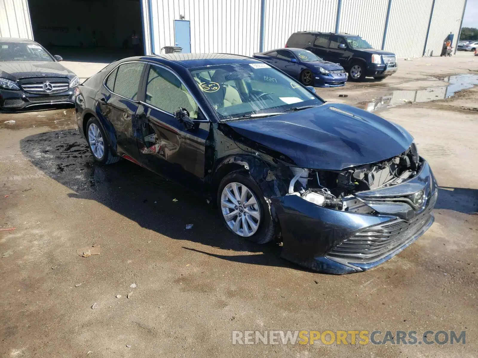 1 fotografías del automóvil dañado 4T1B11HKXKU838299 TOYOTA CAMRY 2019