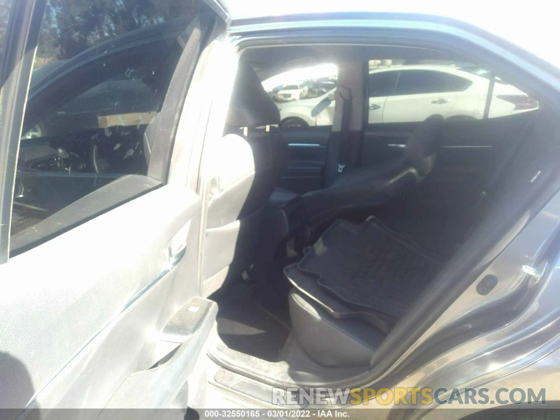 8 fotografías del automóvil dañado 4T1B11HKXKU839226 TOYOTA CAMRY 2019
