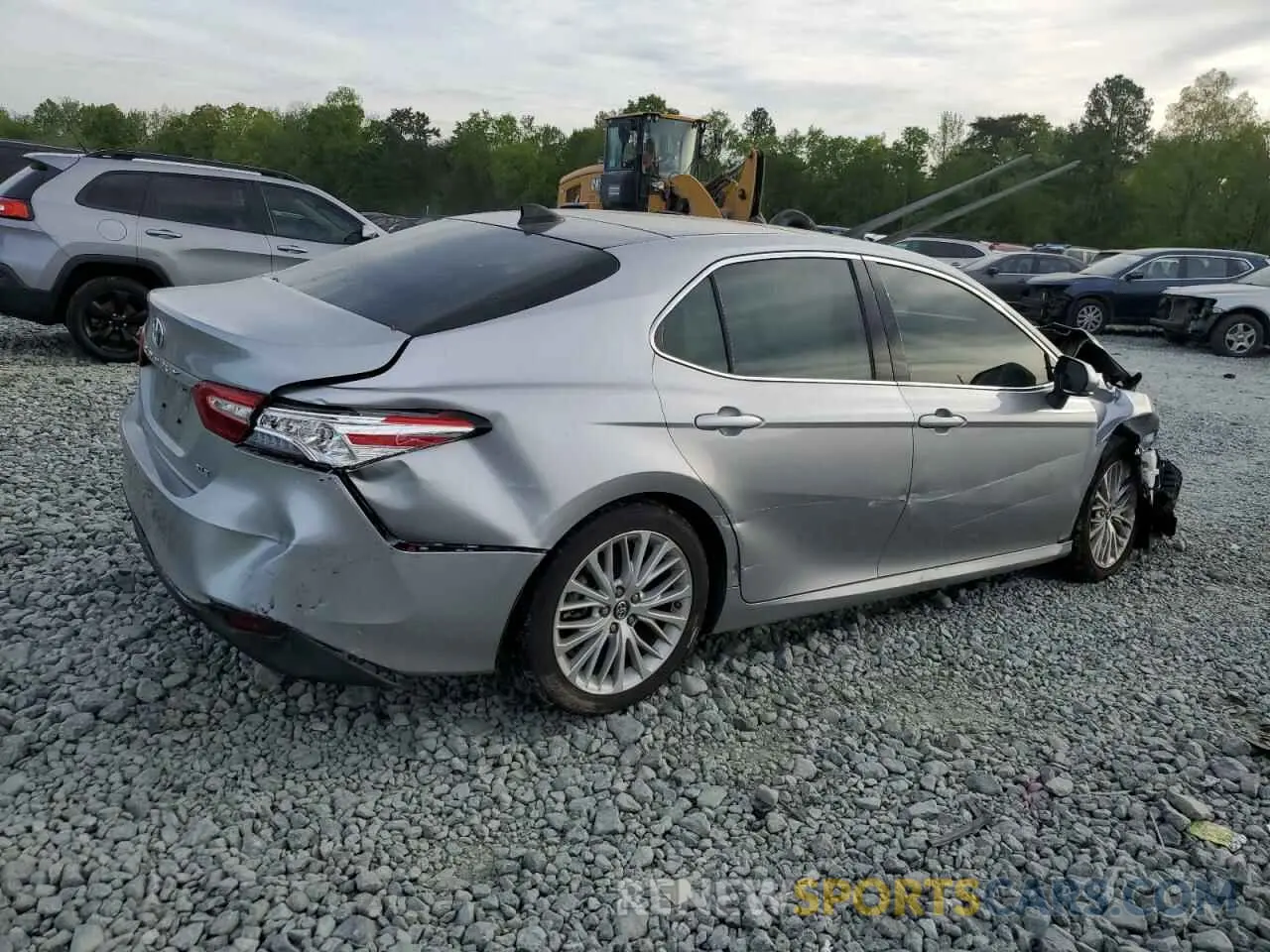 3 fotografías del automóvil dañado 4T1B11HKXKU841994 TOYOTA CAMRY 2019