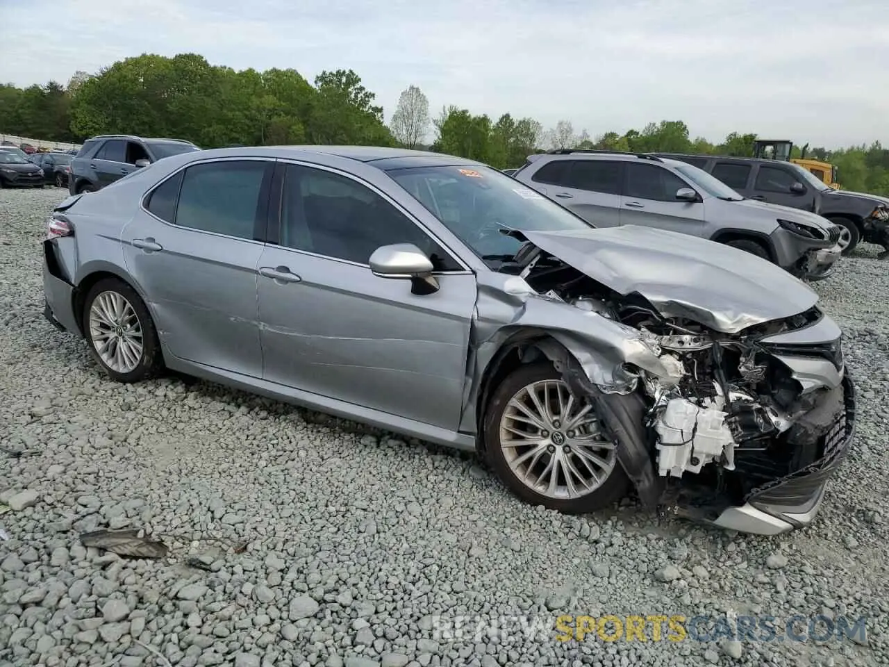 4 fotografías del automóvil dañado 4T1B11HKXKU841994 TOYOTA CAMRY 2019