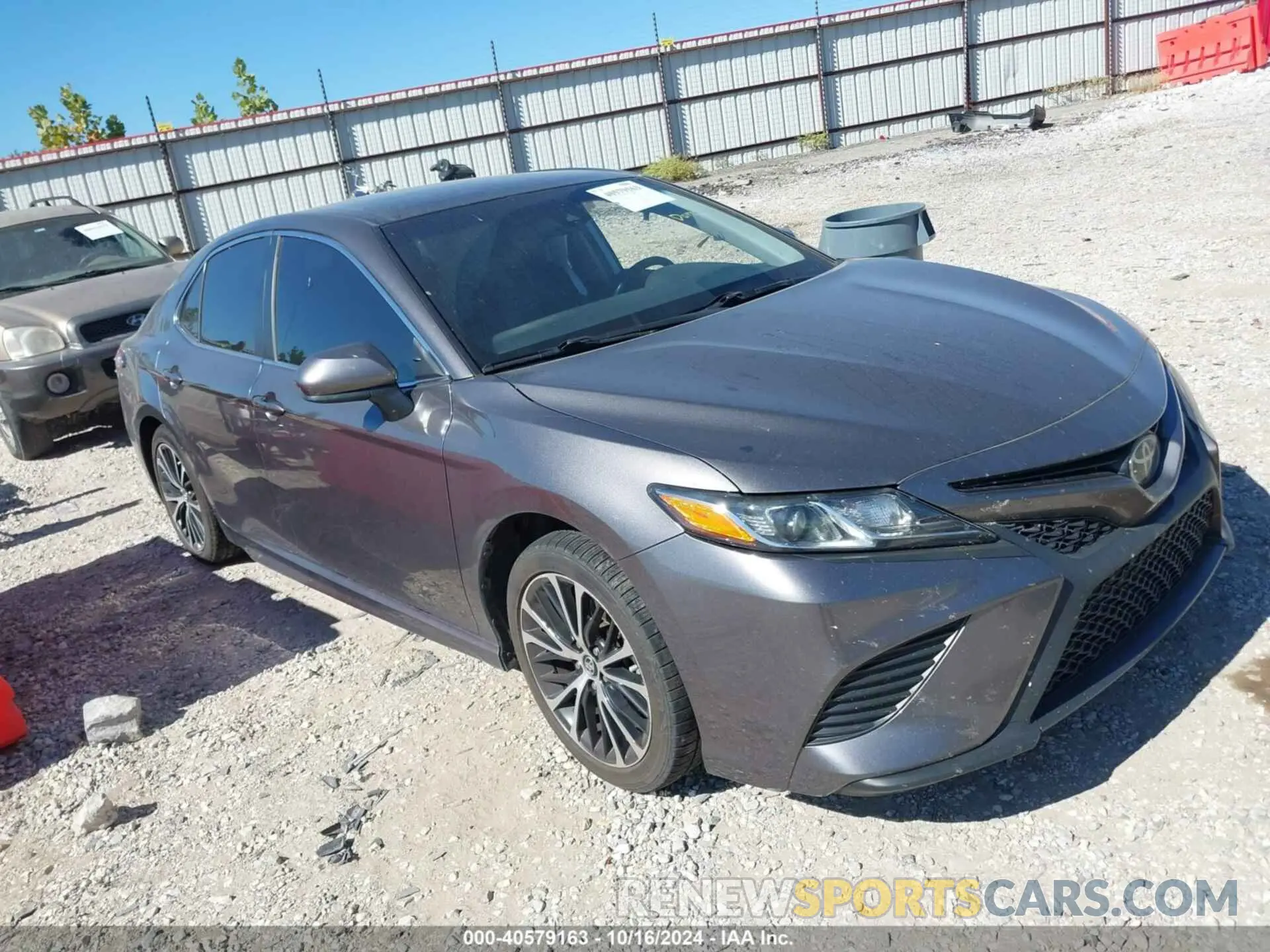 1 fotografías del automóvil dañado 4T1B11HKXKU846984 TOYOTA CAMRY 2019