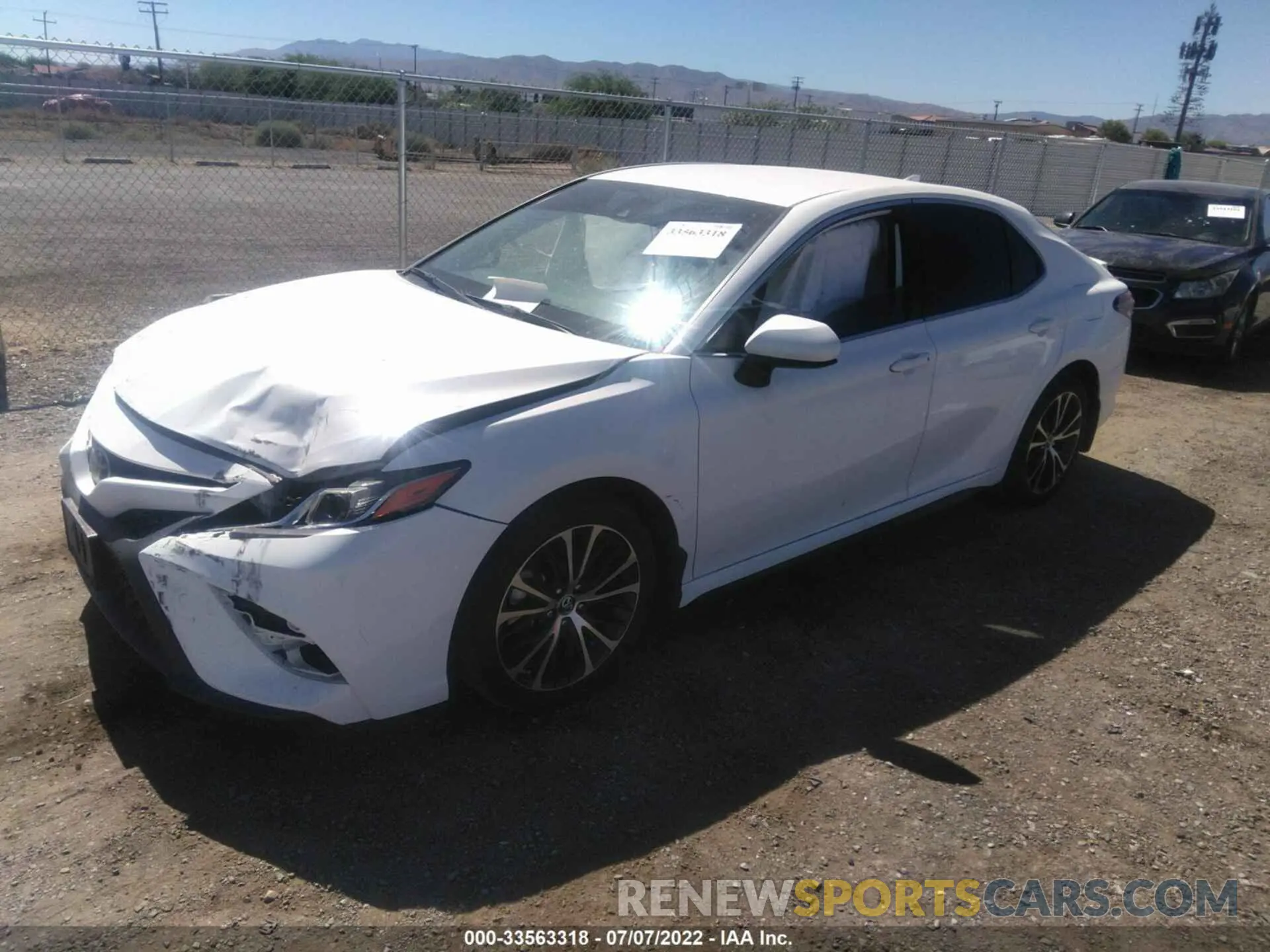 2 fotografías del automóvil dañado 4T1B11HKXKU856706 TOYOTA CAMRY 2019