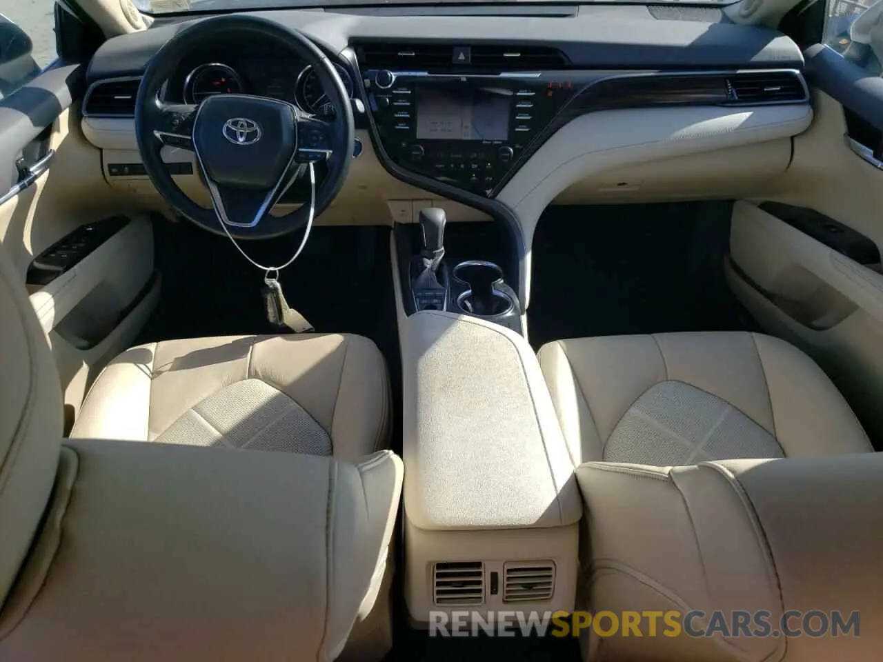 8 fotografías del automóvil dañado 4T1B21HK0KU513108 TOYOTA CAMRY 2019