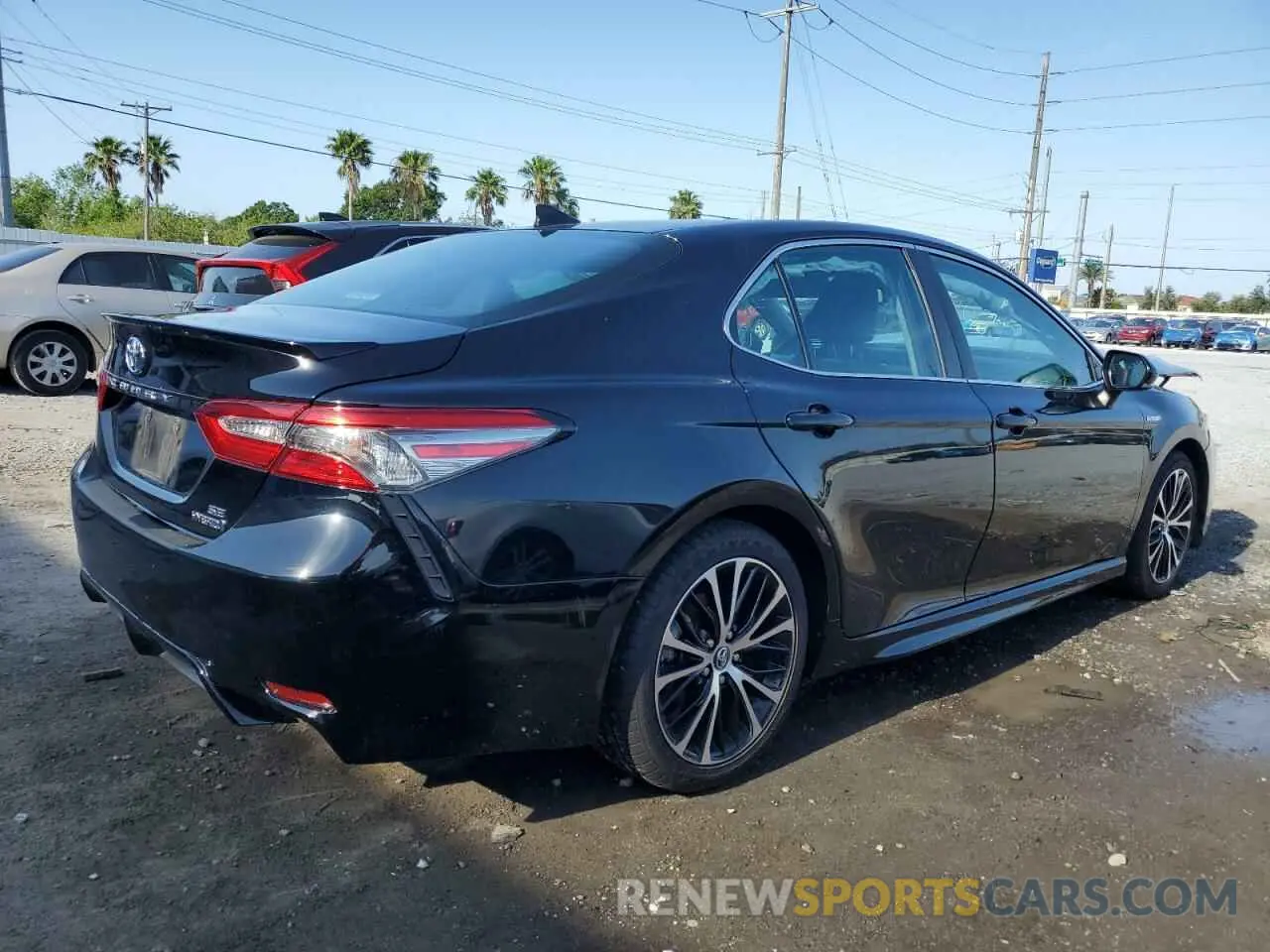 3 fotografías del automóvil dañado 4T1B21HK1KU516390 TOYOTA CAMRY 2019