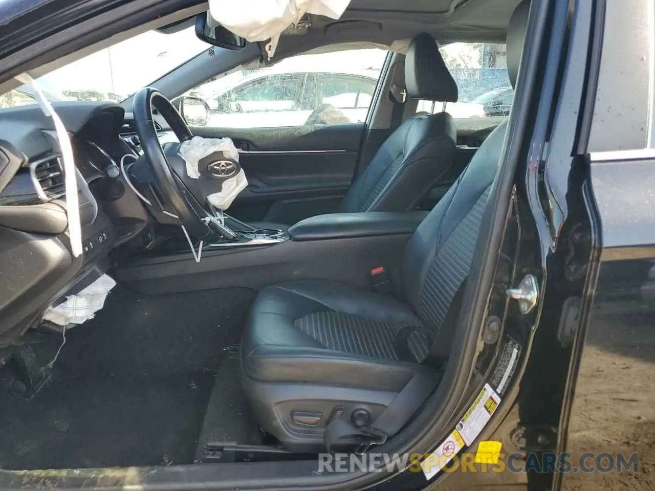 7 fotografías del automóvil dañado 4T1B21HK1KU516390 TOYOTA CAMRY 2019
