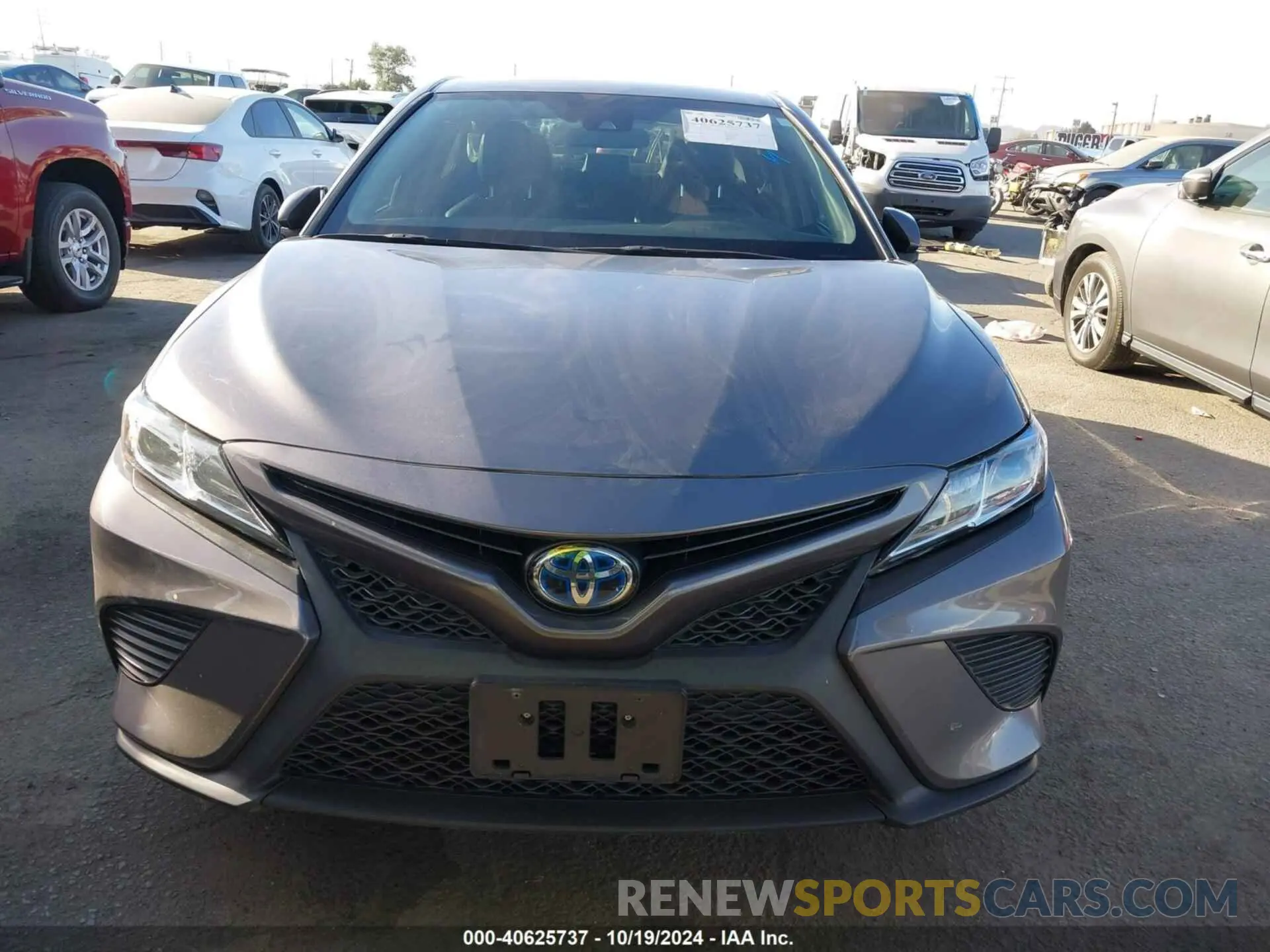 12 fotografías del automóvil dañado 4T1B21HK2KU010227 TOYOTA CAMRY 2019