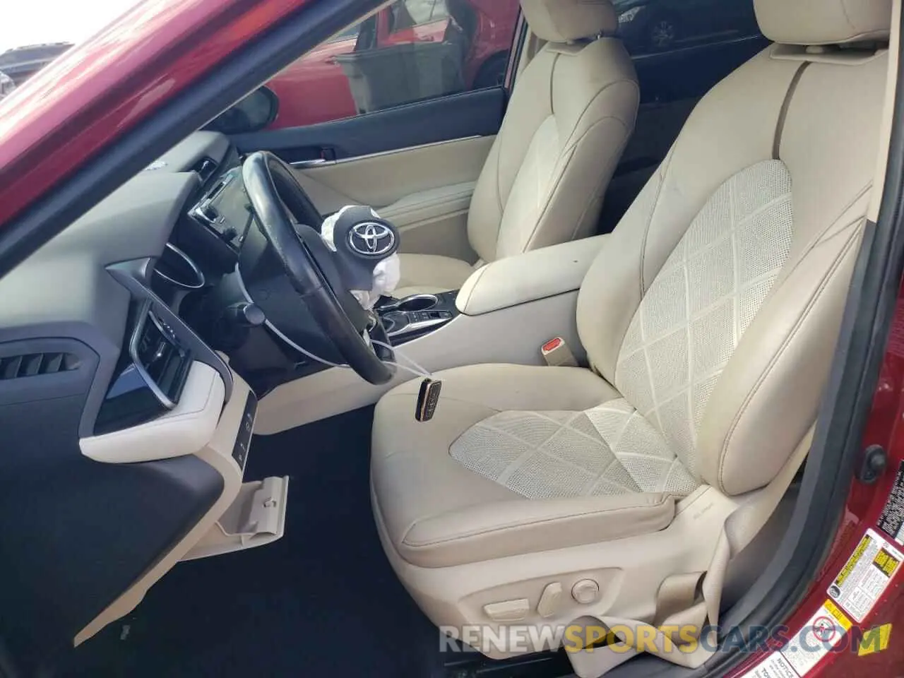 7 fotografías del automóvil dañado 4T1B21HK2KU511862 TOYOTA CAMRY 2019