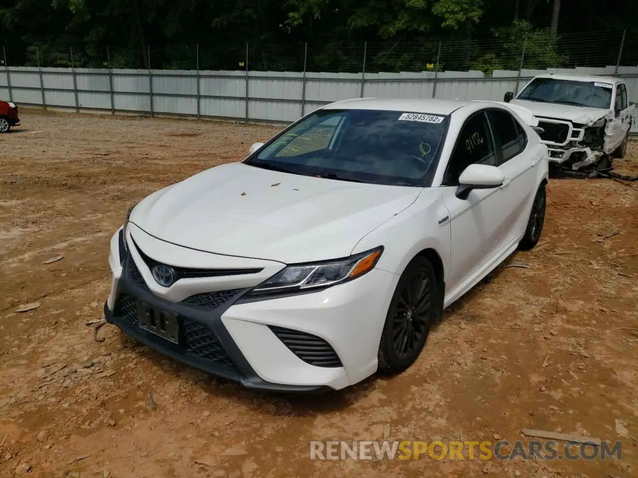 2 fotografías del automóvil dañado 4T1B21HK2KU515121 TOYOTA CAMRY 2019