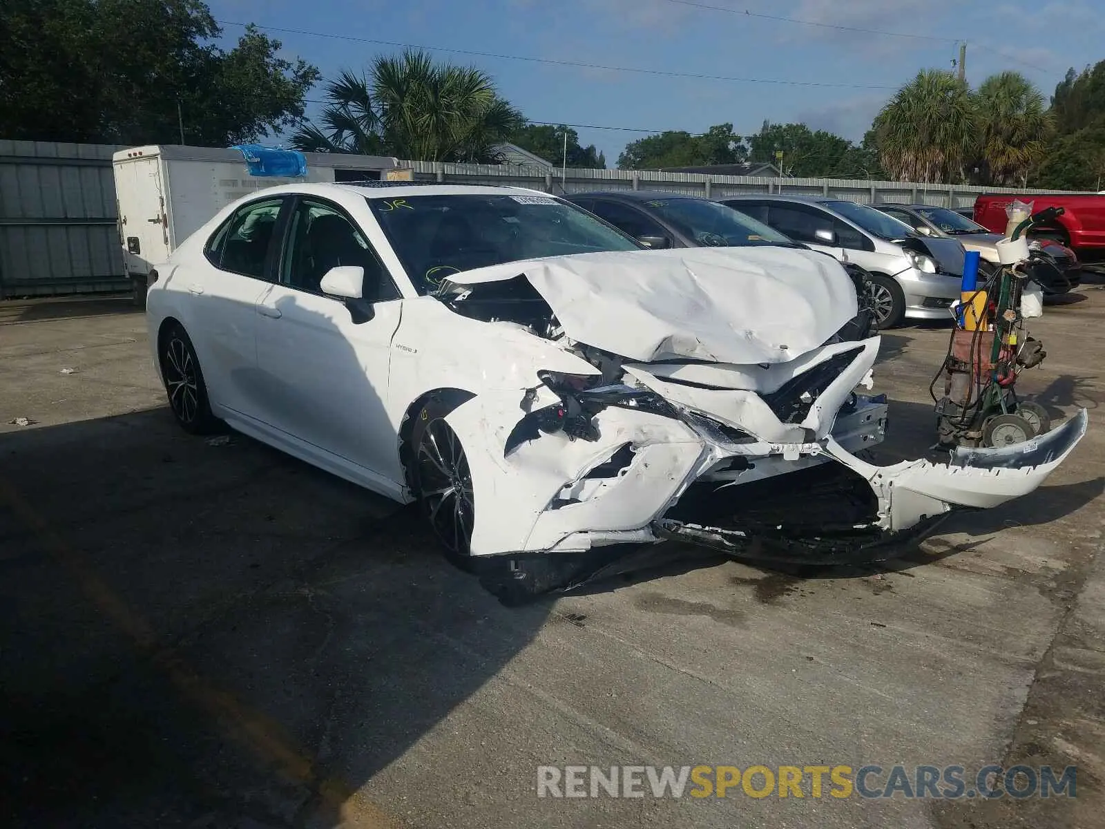 1 fotografías del automóvil dañado 4T1B21HK2KU521663 TOYOTA CAMRY 2019