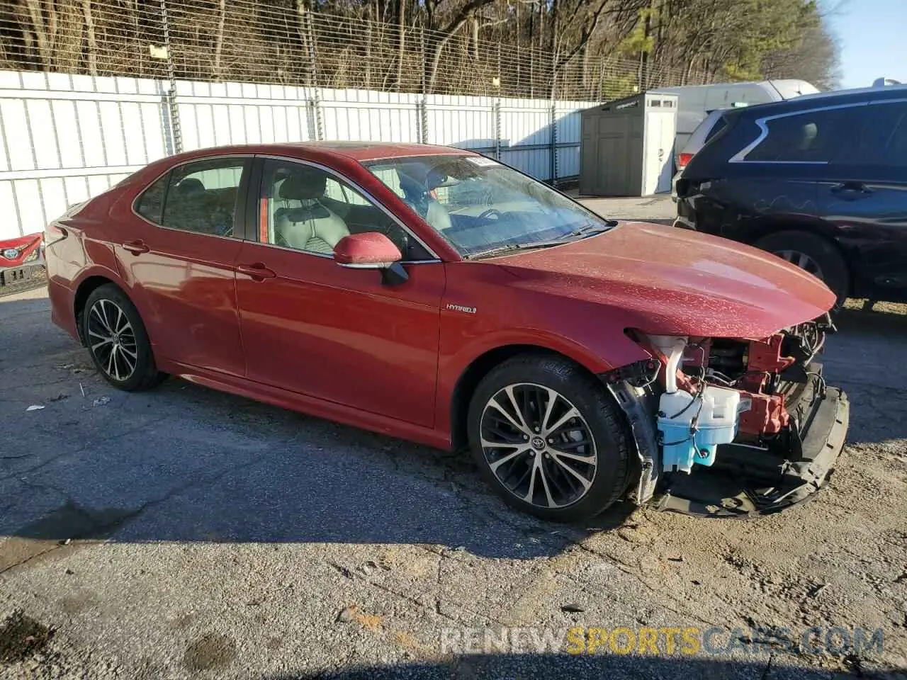 4 fotografías del automóvil dañado 4T1B21HK3KU011404 TOYOTA CAMRY 2019