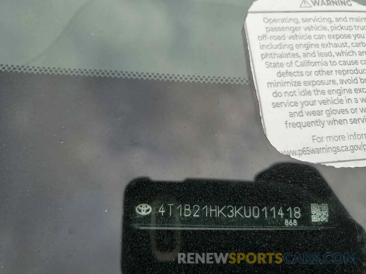 12 fotografías del automóvil dañado 4T1B21HK3KU011418 TOYOTA CAMRY 2019