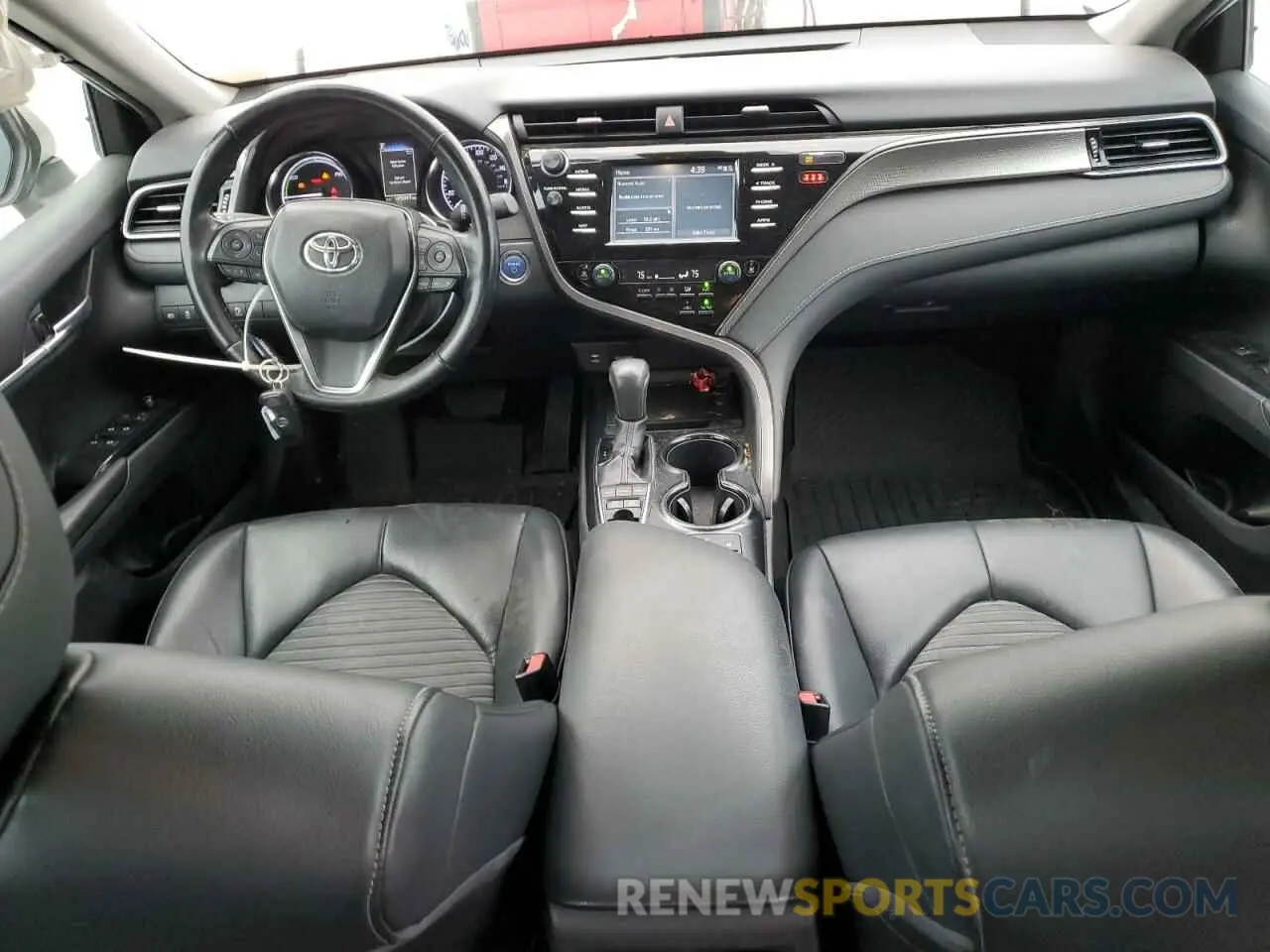 8 fotografías del automóvil dañado 4T1B21HK3KU011418 TOYOTA CAMRY 2019
