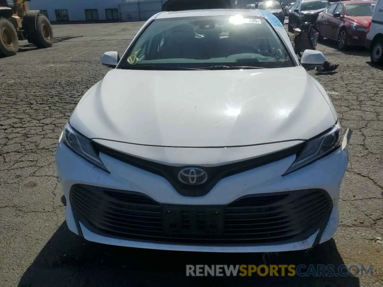 5 fotografías del automóvil dañado 4T1B21HK3KU516262 TOYOTA CAMRY 2019
