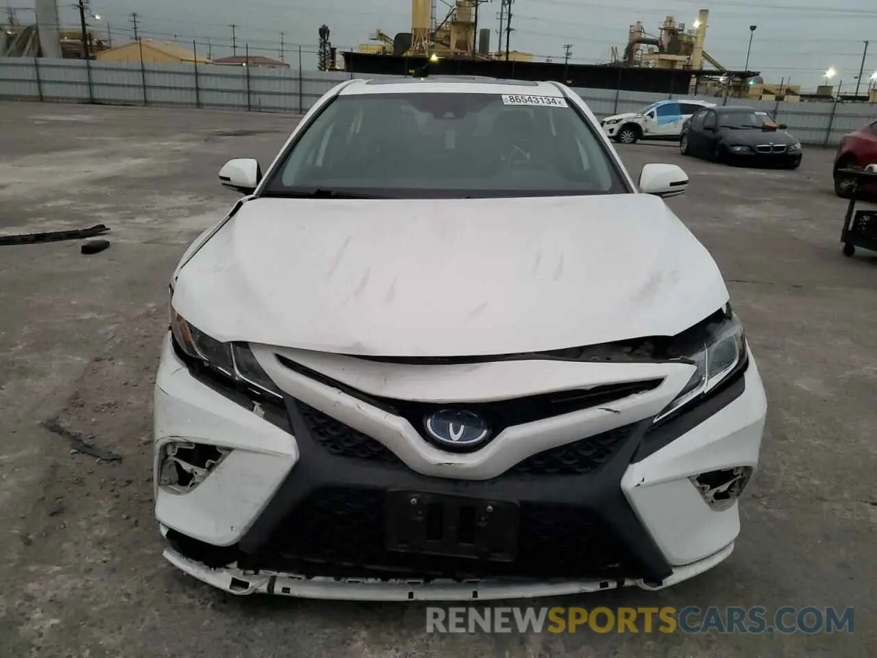 5 fotografías del automóvil dañado 4T1B21HK7KU516068 TOYOTA CAMRY 2019