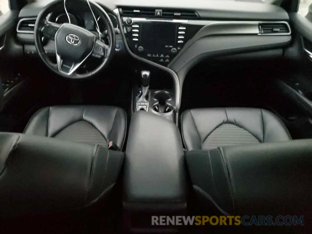8 fotografías del automóvil dañado 4T1B21HK7KU516068 TOYOTA CAMRY 2019