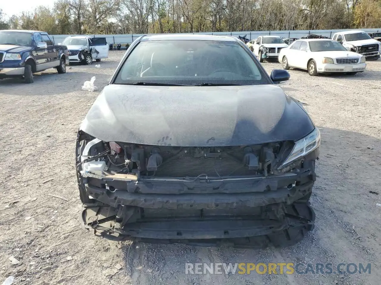 5 fotografías del automóvil dañado 4T1B21HK8KU012841 TOYOTA CAMRY 2019