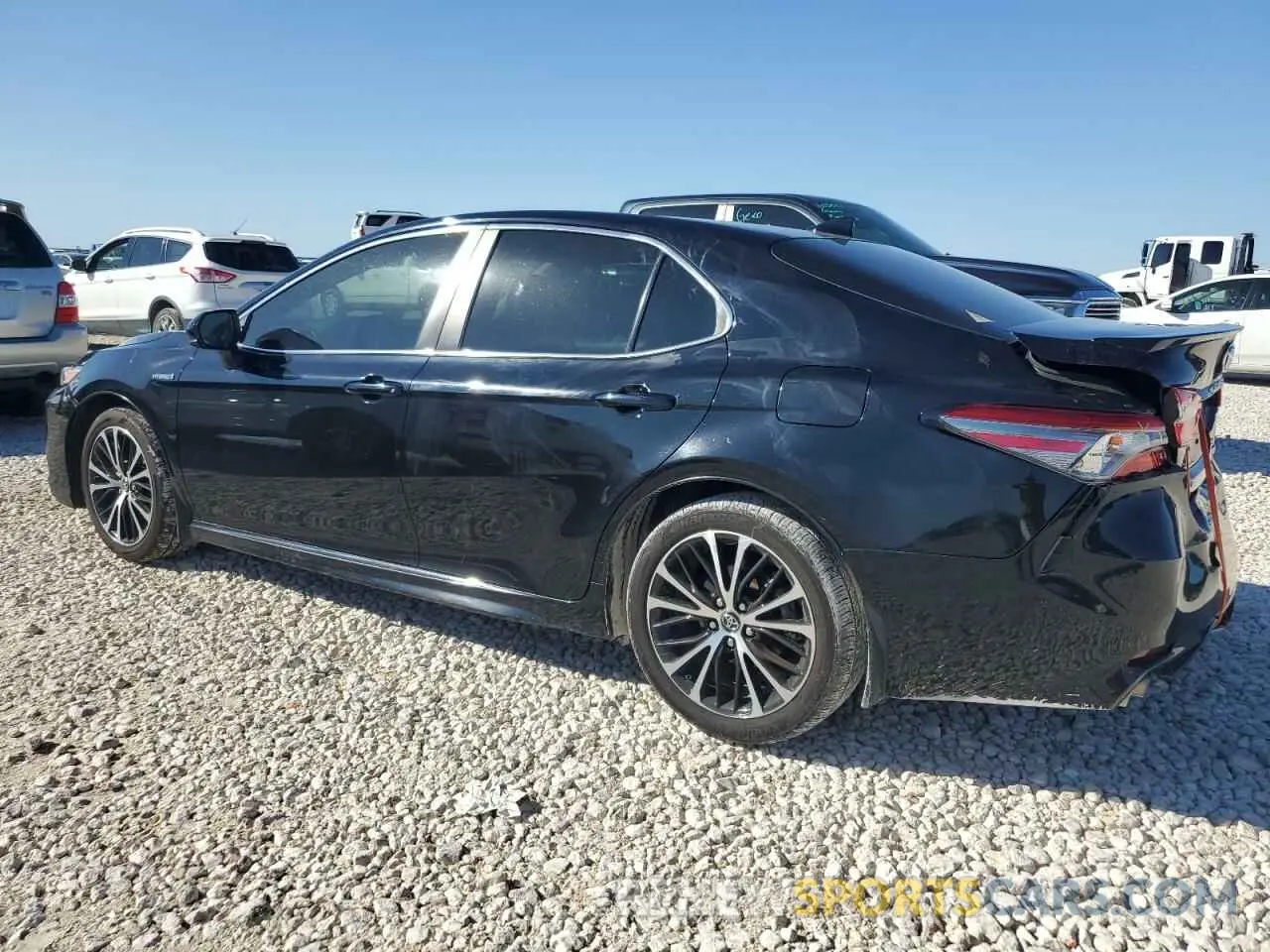 2 fotografías del automóvil dañado 4T1B21HK8KU521392 TOYOTA CAMRY 2019