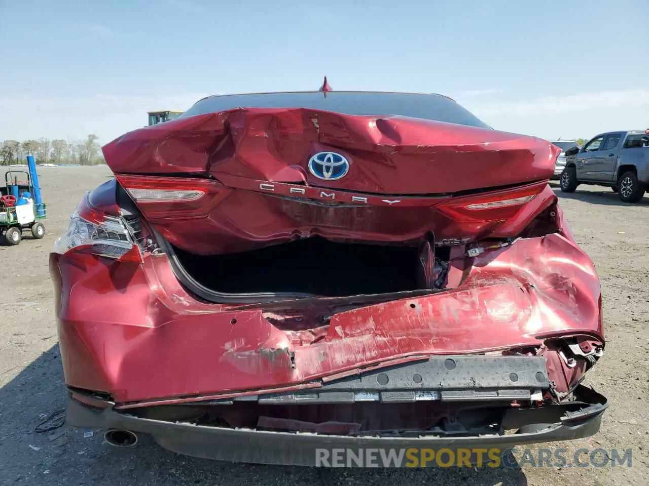 6 fotografías del automóvil dañado 4T1B21HK9KU513057 TOYOTA CAMRY 2019