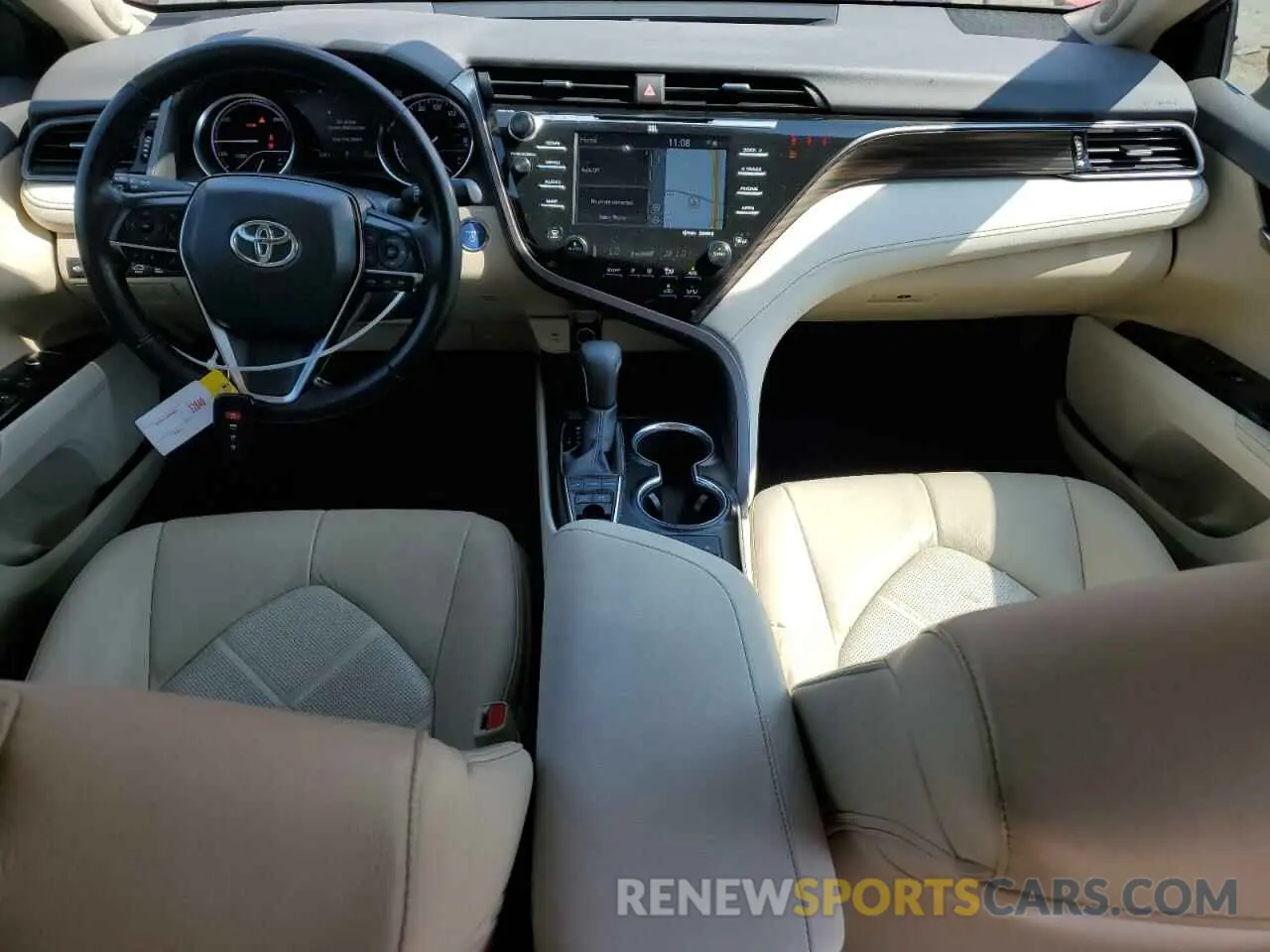 8 fotografías del automóvil dañado 4T1B21HK9KU513057 TOYOTA CAMRY 2019