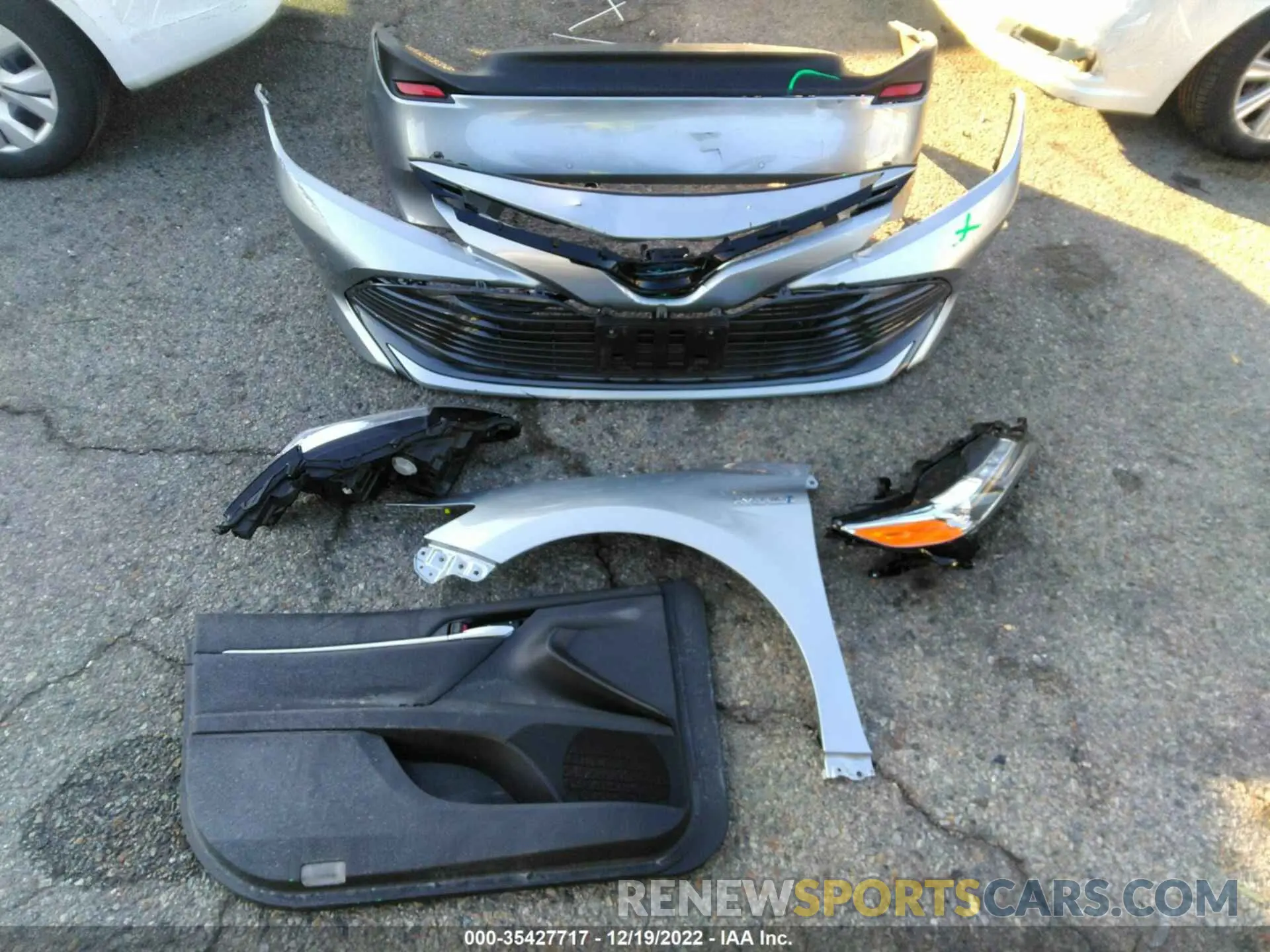 12 fotografías del automóvil dañado 4T1B21HK9KU515603 TOYOTA CAMRY 2019