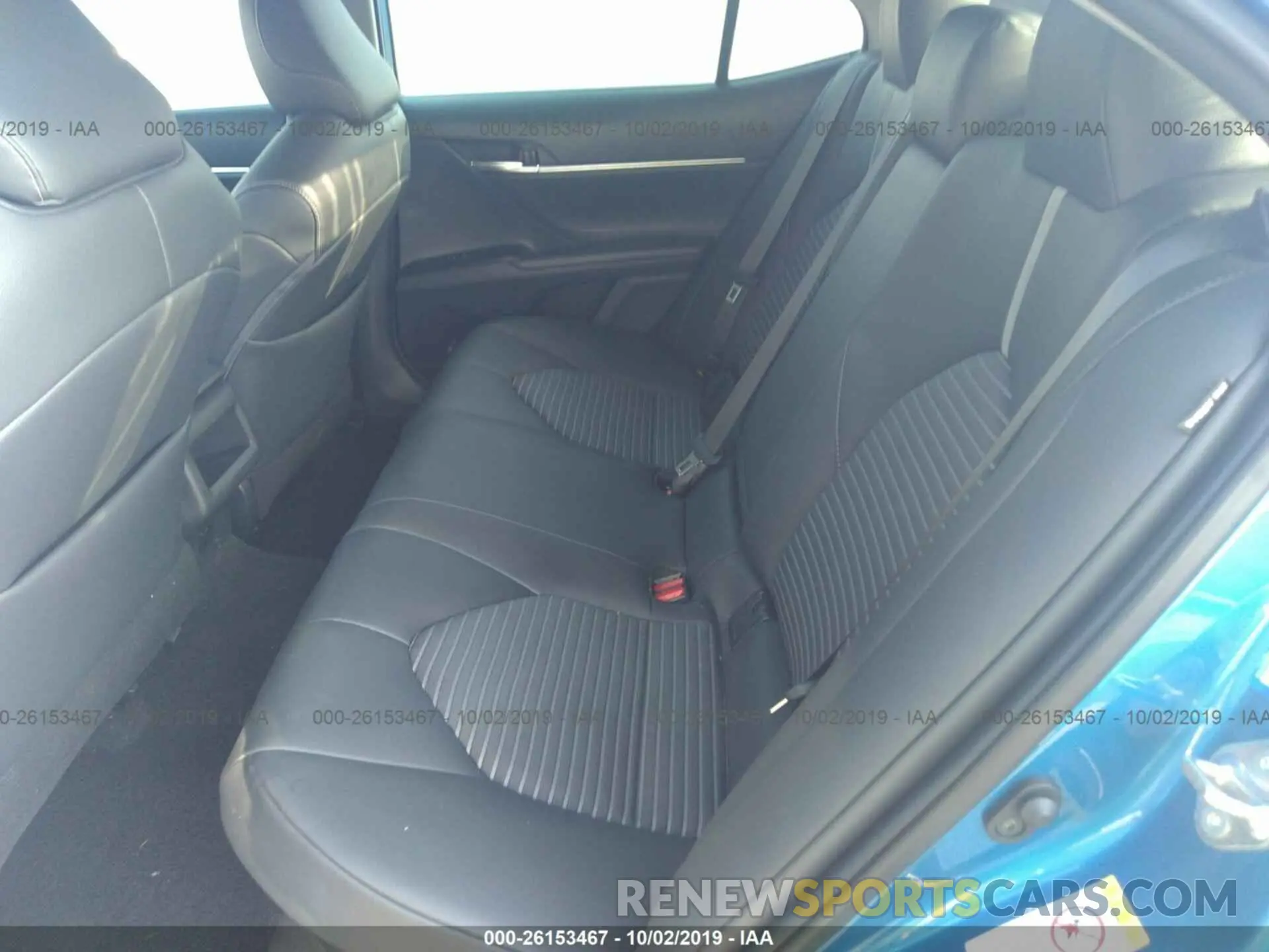8 fotografías del automóvil dañado 4T1B21HKXKU012050 TOYOTA CAMRY 2019