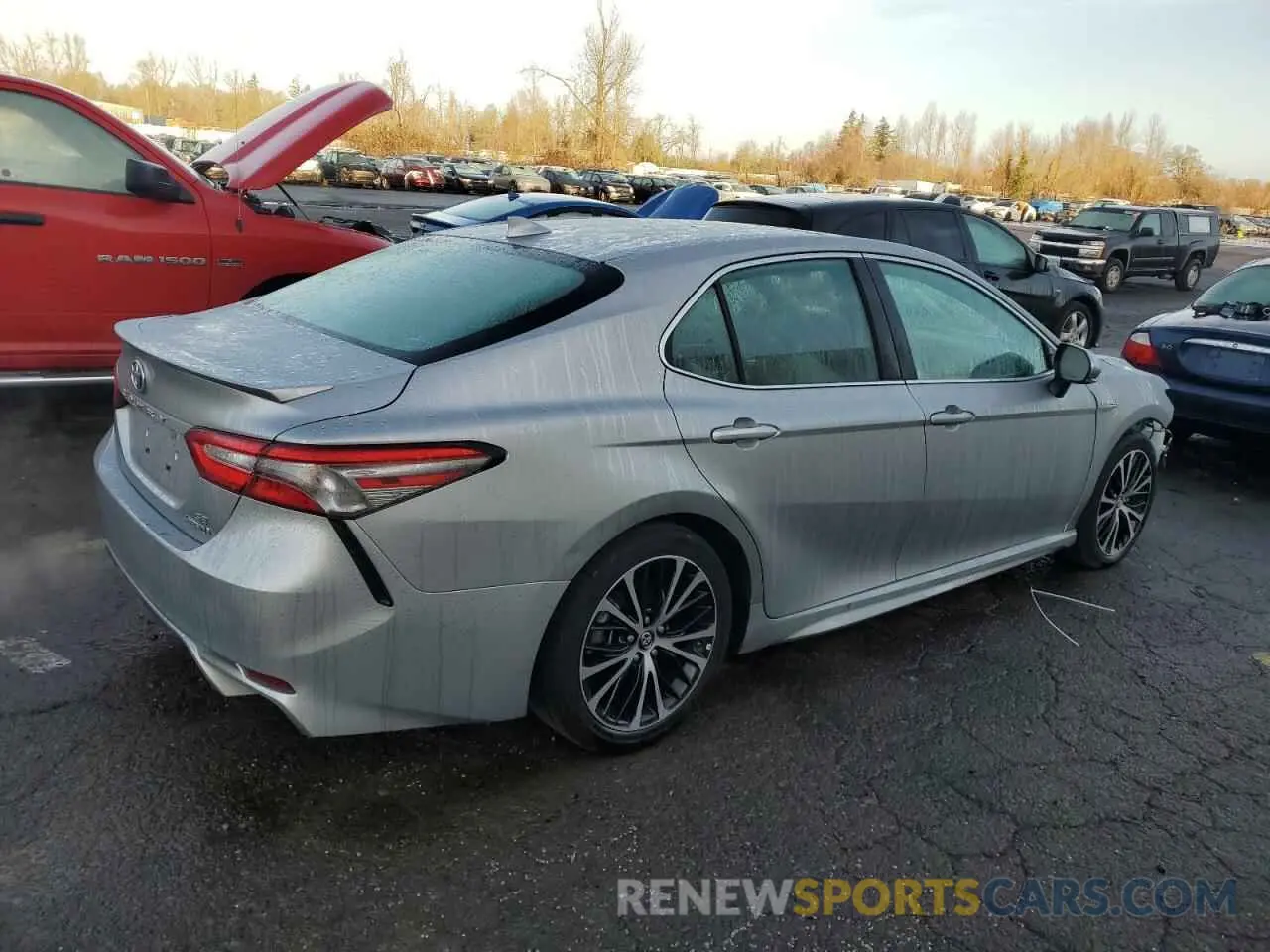 3 fotografías del automóvil dañado 4T1B21HKXKU516078 TOYOTA CAMRY 2019