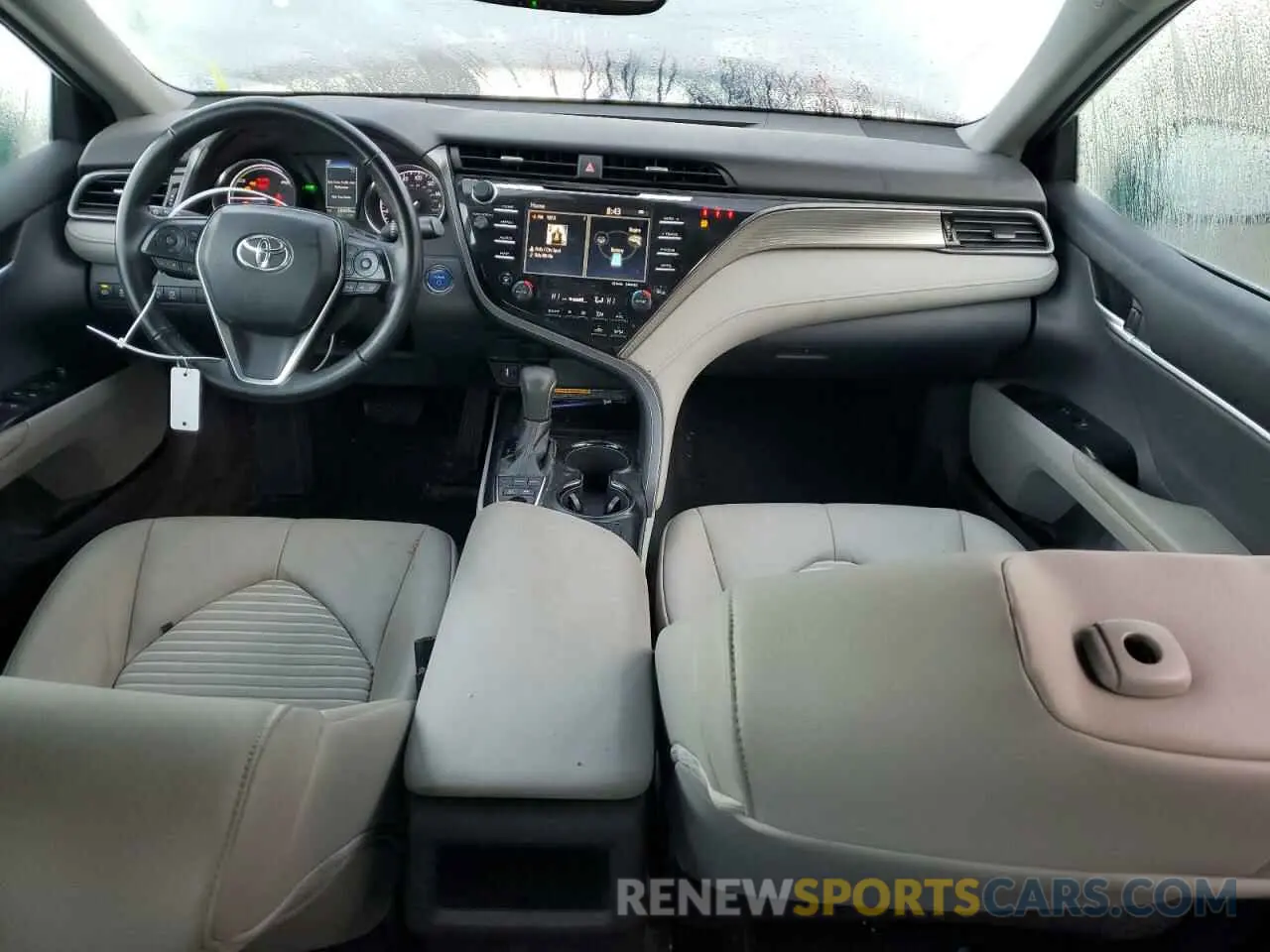 8 fotografías del automóvil dañado 4T1B21HKXKU516078 TOYOTA CAMRY 2019