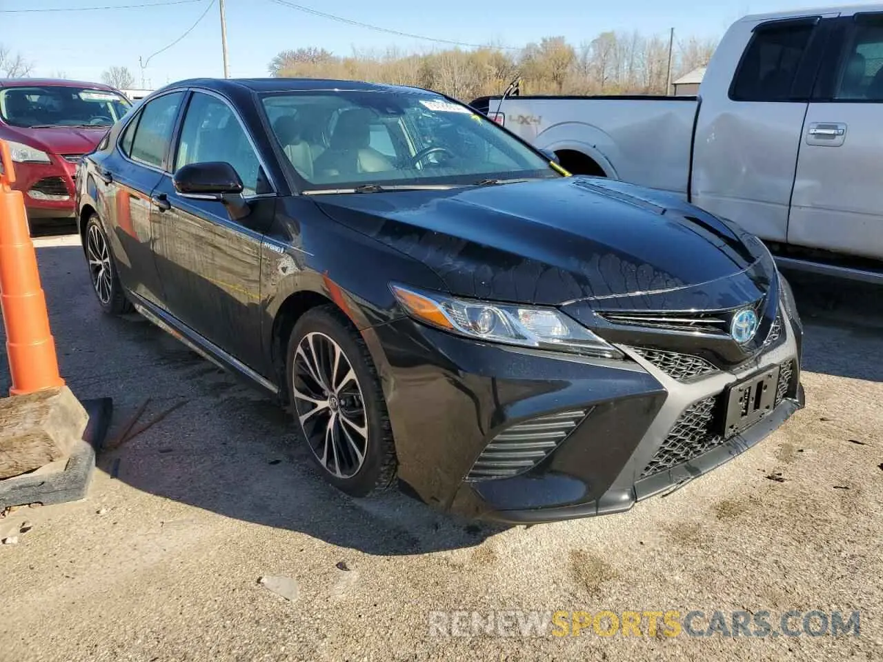 4 fotografías del automóvil dañado 4T1B21HKXKU521328 TOYOTA CAMRY 2019