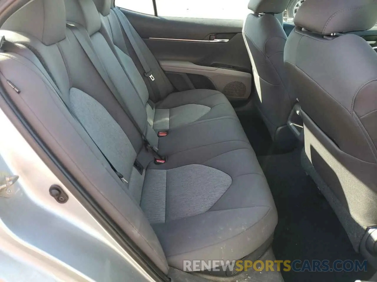 11 fotografías del automóvil dañado 4T1B31HK0KU516250 TOYOTA CAMRY 2019