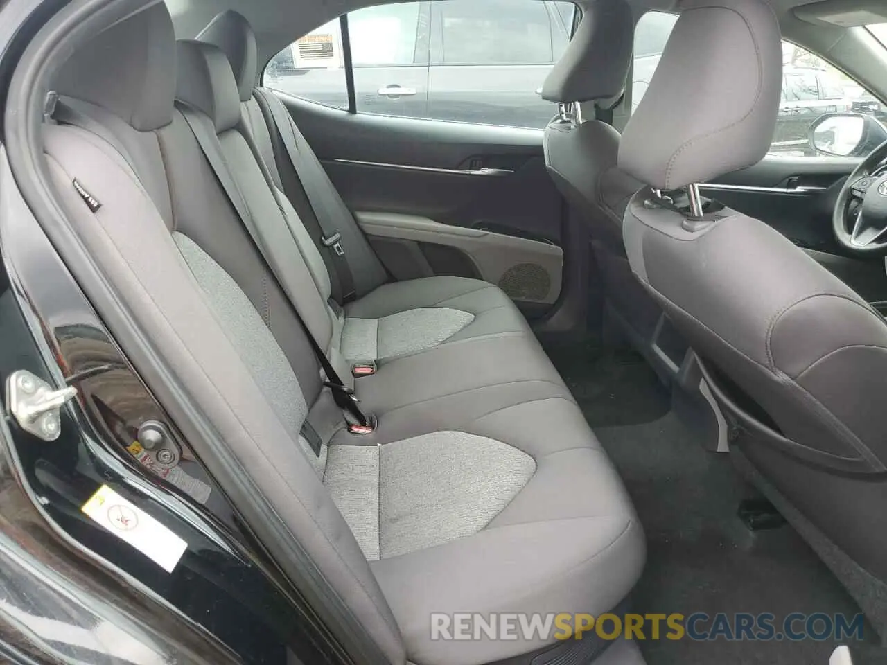 10 fotografías del automóvil dañado 4T1B31HK1KU512465 TOYOTA CAMRY 2019