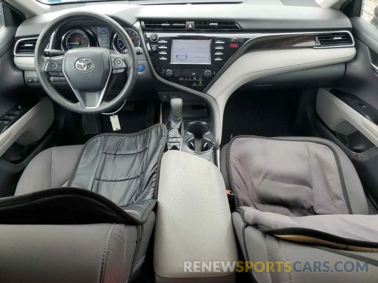 8 fotografías del automóvil dañado 4T1B31HK1KU512465 TOYOTA CAMRY 2019
