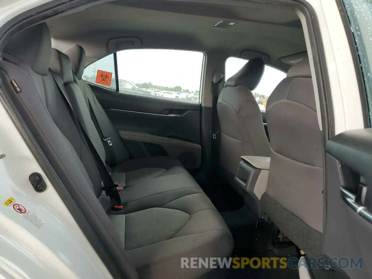 10 fotografías del automóvil dañado 4T1B31HK1KU512837 TOYOTA CAMRY 2019