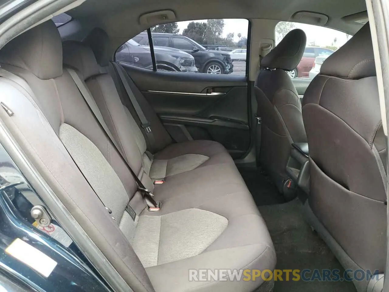 11 fotografías del automóvil dañado 4T1B31HK2KU514158 TOYOTA CAMRY 2019