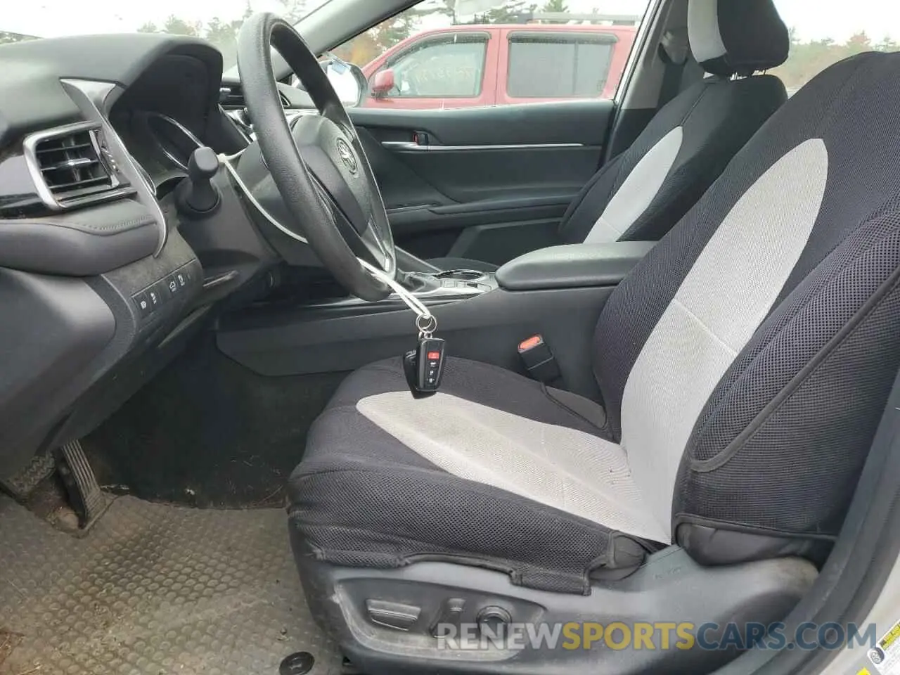 7 fotografías del automóvil dañado 4T1B31HK3KU509485 TOYOTA CAMRY 2019