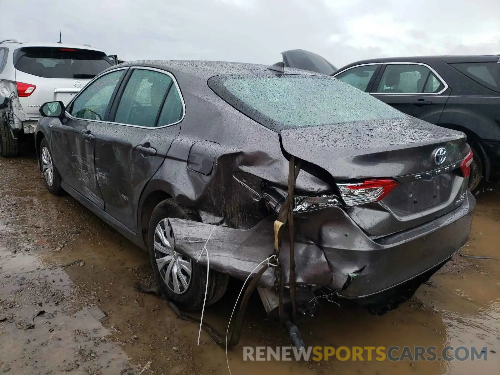 3 fotografías del automóvil dañado 4T1B31HK3KU510829 TOYOTA CAMRY 2019