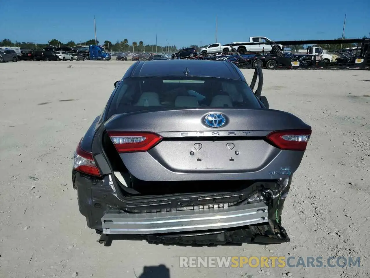 6 fotografías del automóvil dañado 4T1B31HK3KU512077 TOYOTA CAMRY 2019