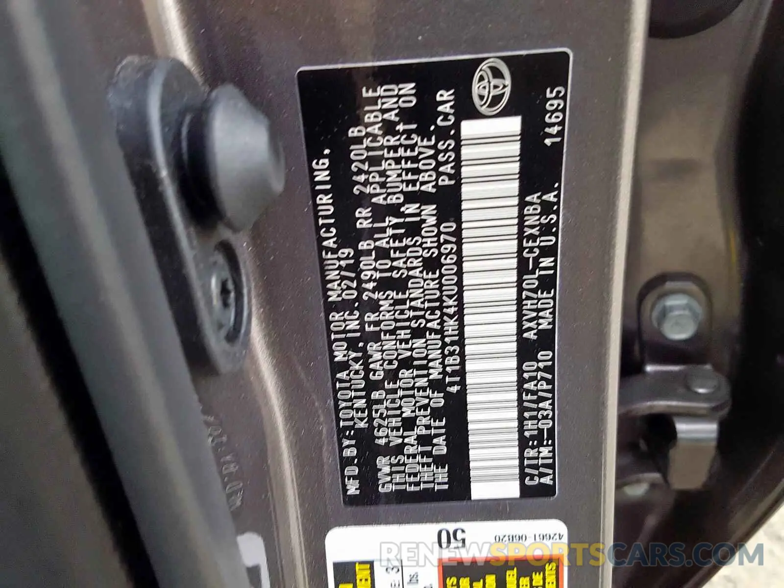 10 fotografías del automóvil dañado 4T1B31HK4KU006970 TOYOTA CAMRY 2019