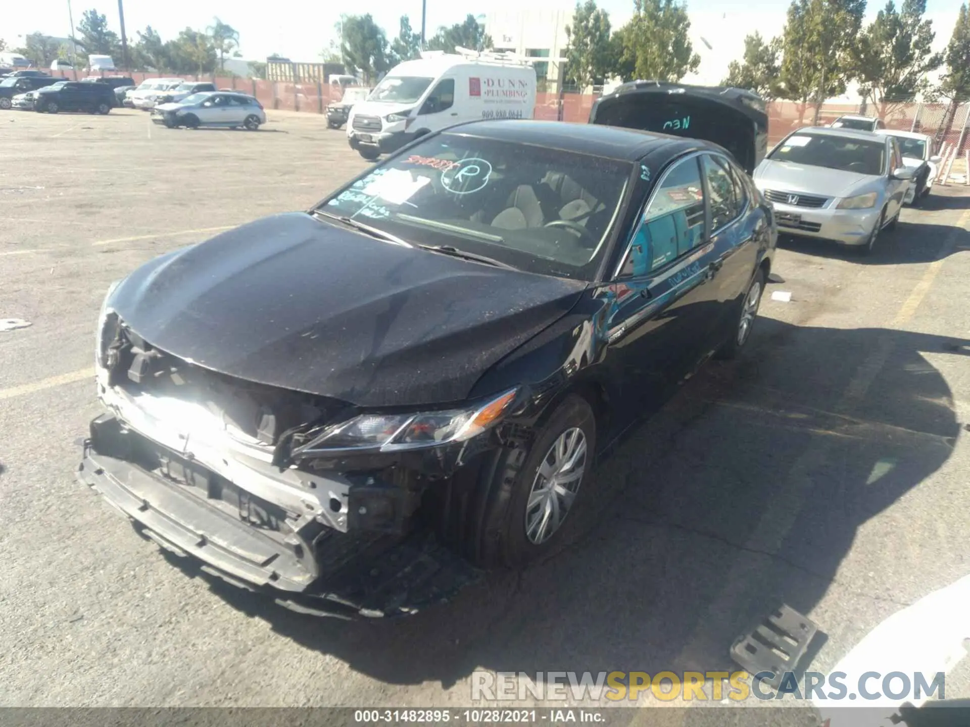 2 fotografías del automóvil dañado 4T1B31HK4KU513545 TOYOTA CAMRY 2019