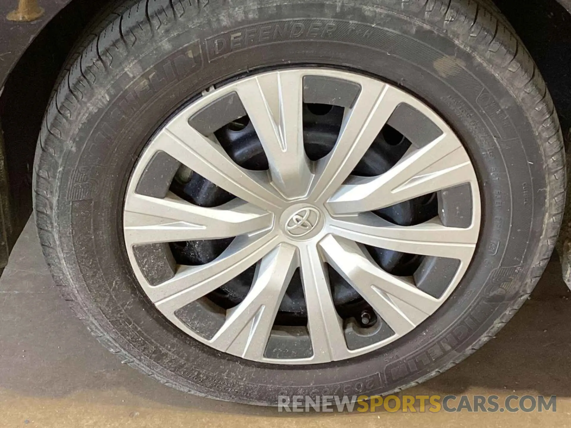19 fotografías del automóvil dañado 4T1B31HK7KU511661 TOYOTA CAMRY 2019
